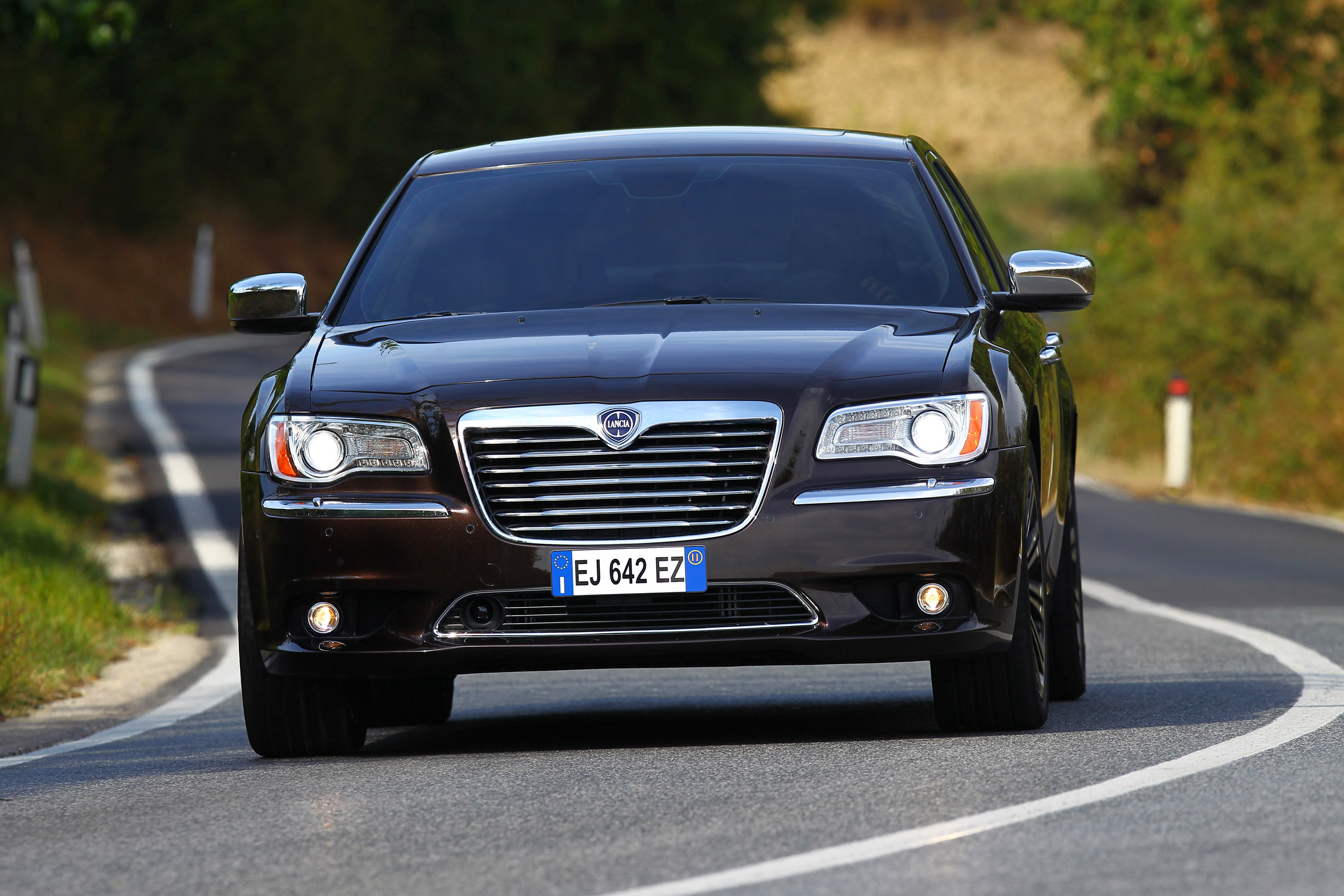 Lancia Thema photo #6