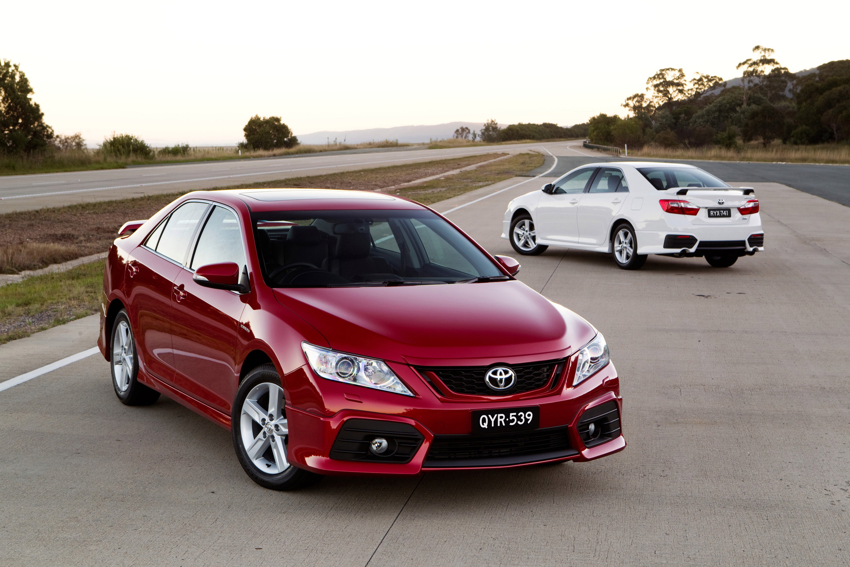 Toyota Aurion photo #6