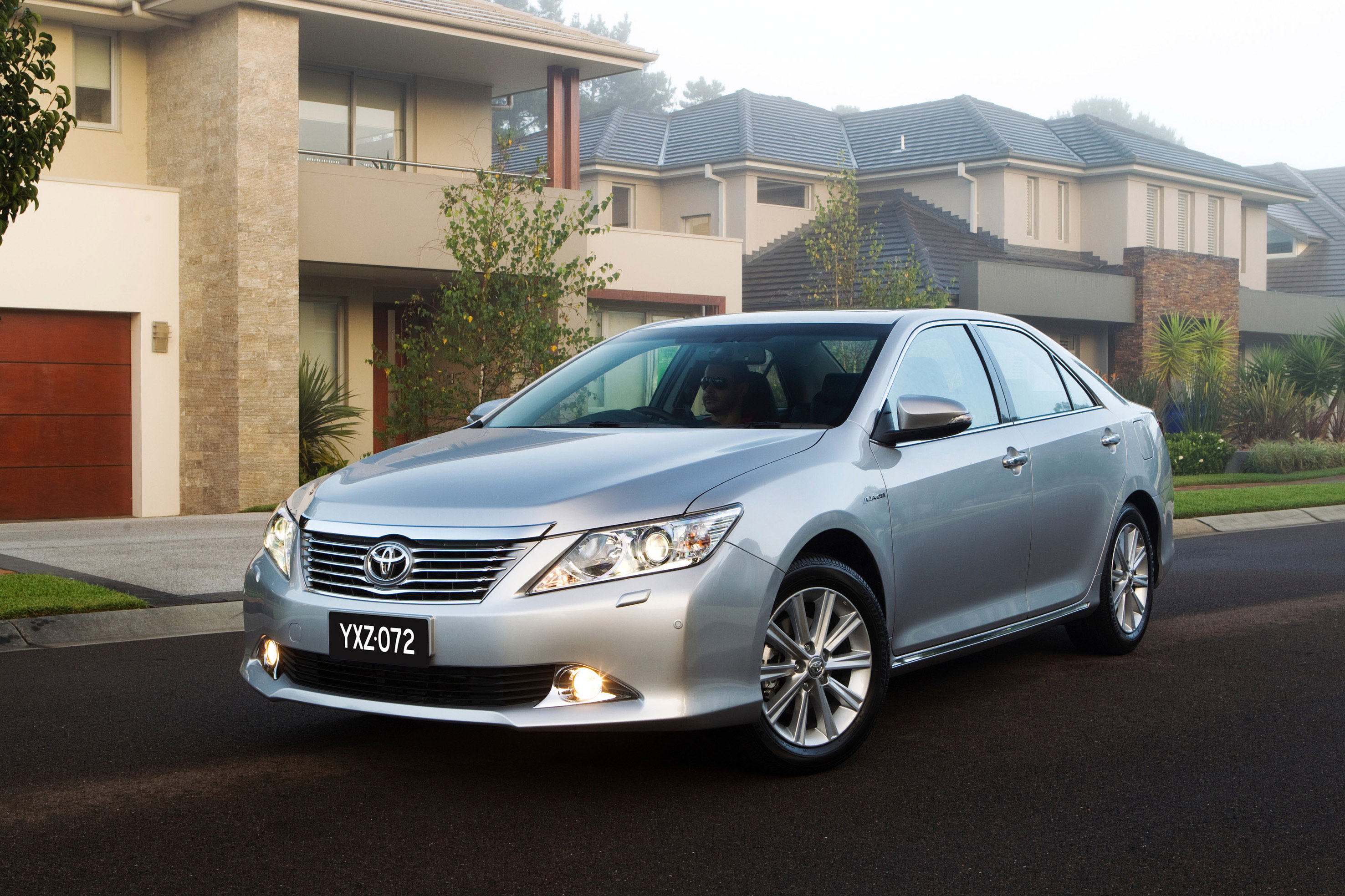 Toyota Aurion photo #18