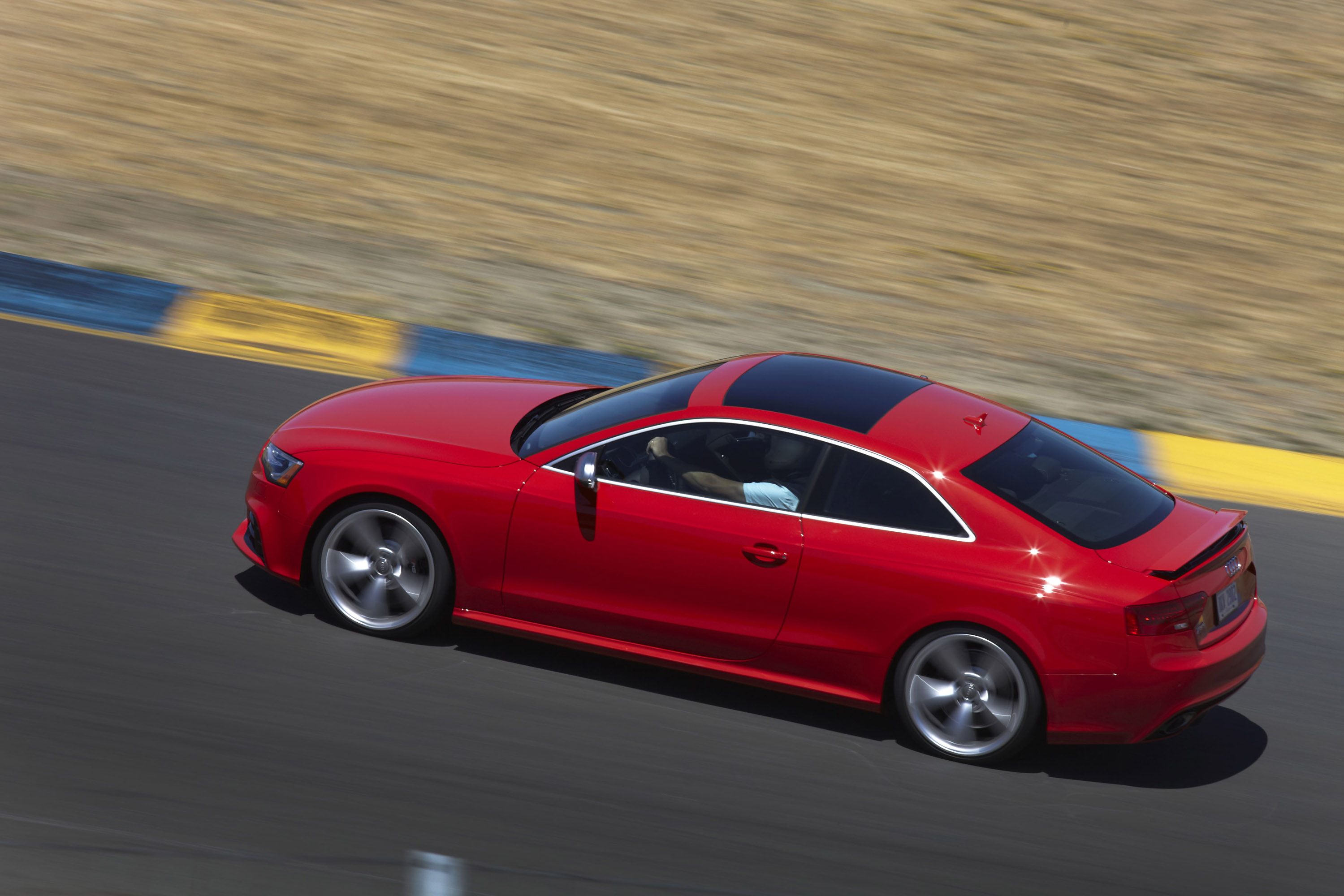 Audi RS5 photo #40