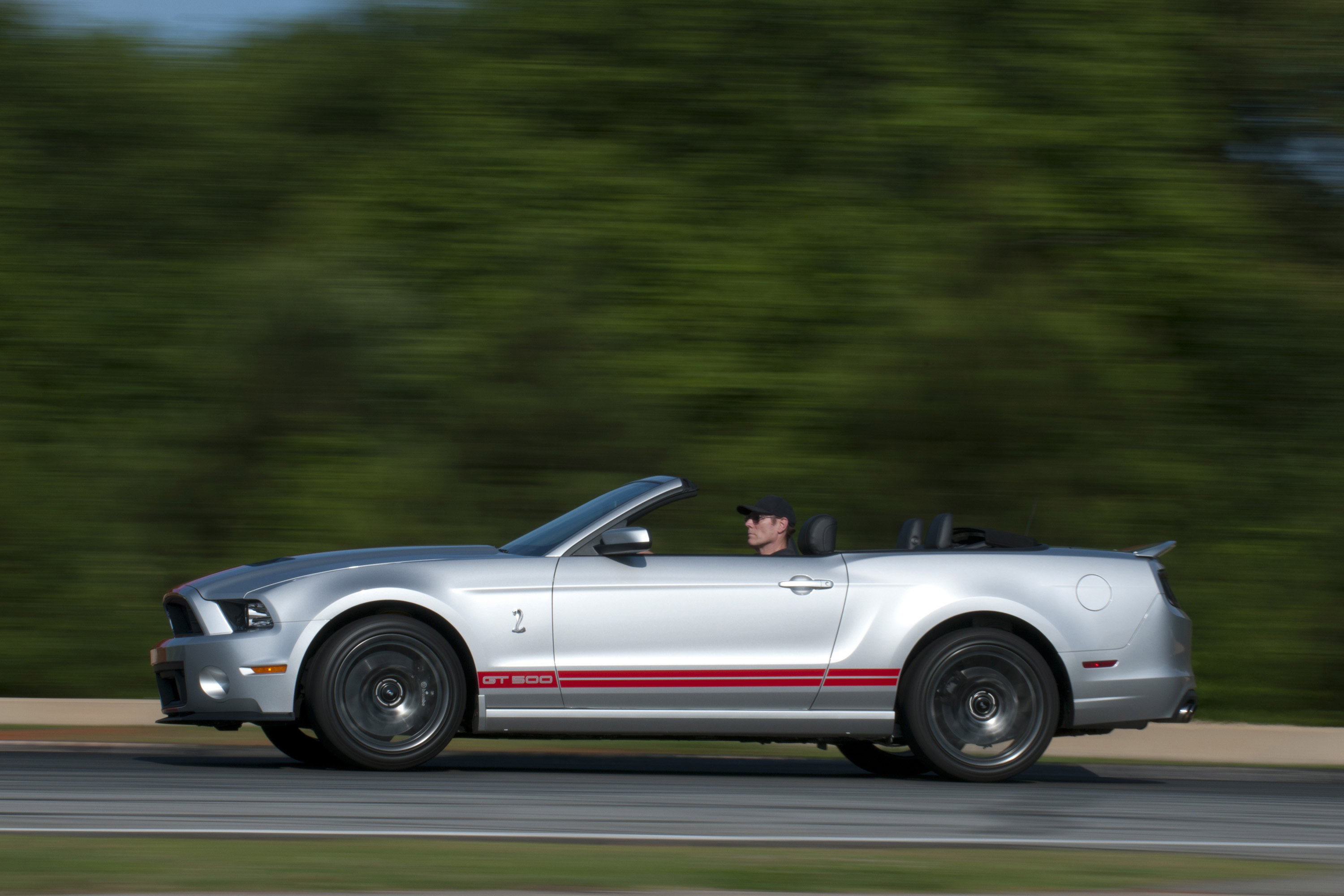Ford Mustang Shelby GT500 photo #18