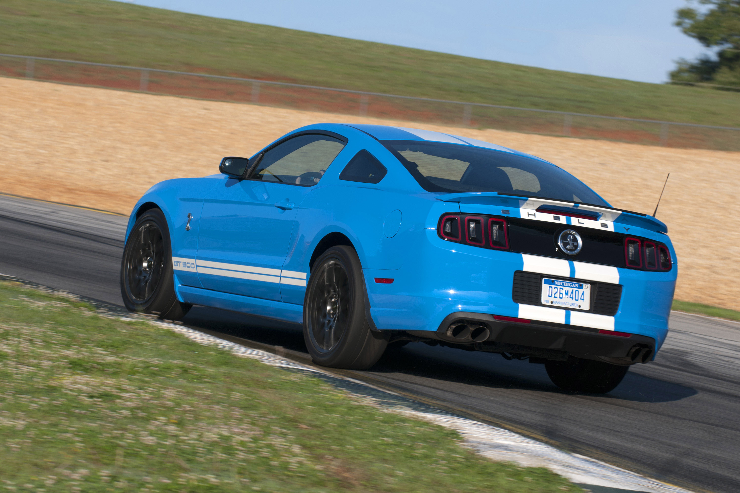 Ford Mustang Shelby GT500 photo #20