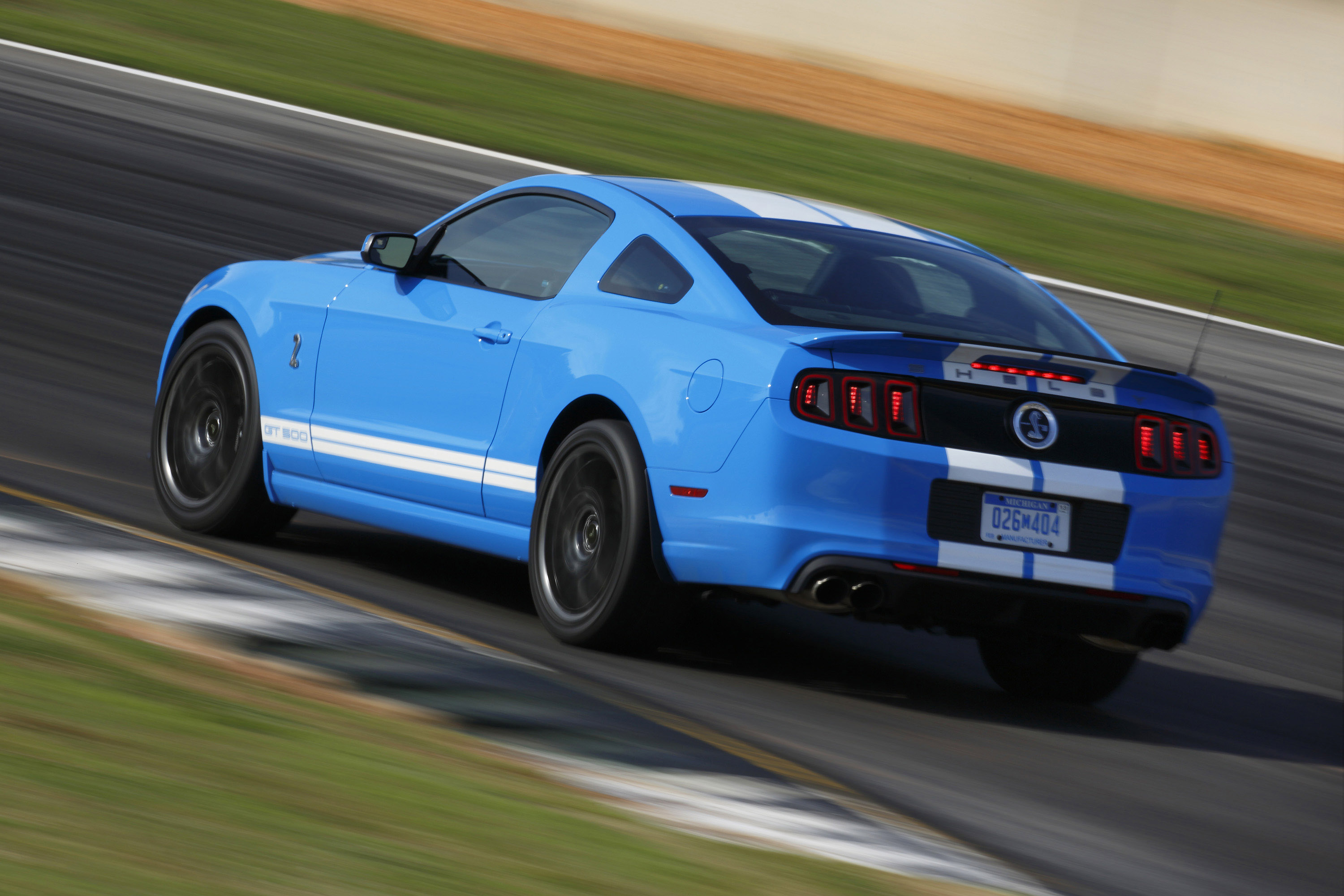 Ford Mustang Shelby GT500 photo #22