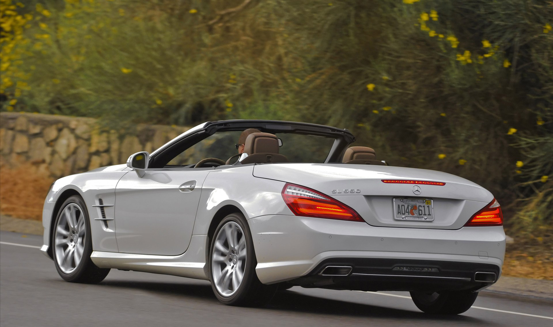 Mercedes-Benz SL550 photo #19