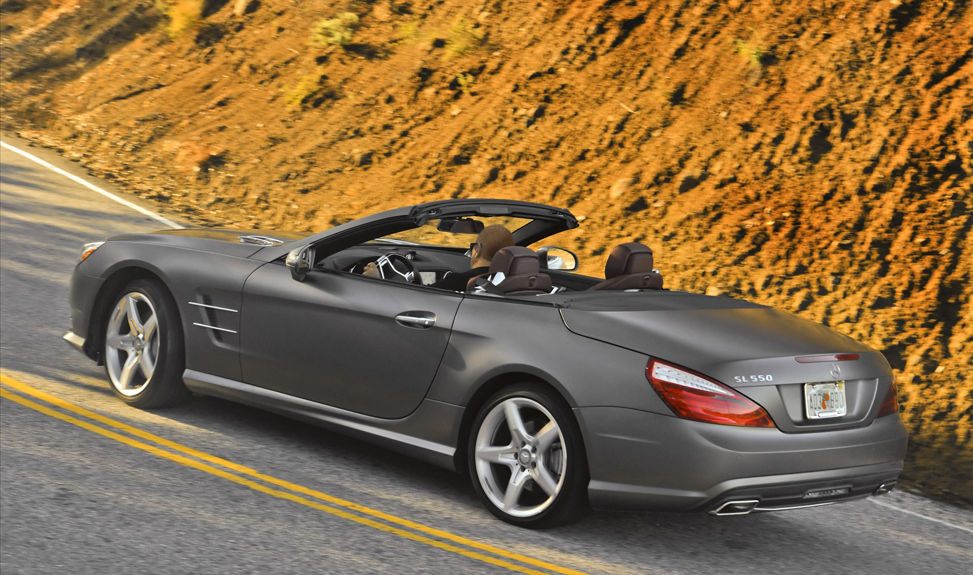 Mercedes-Benz SL550 photo #22