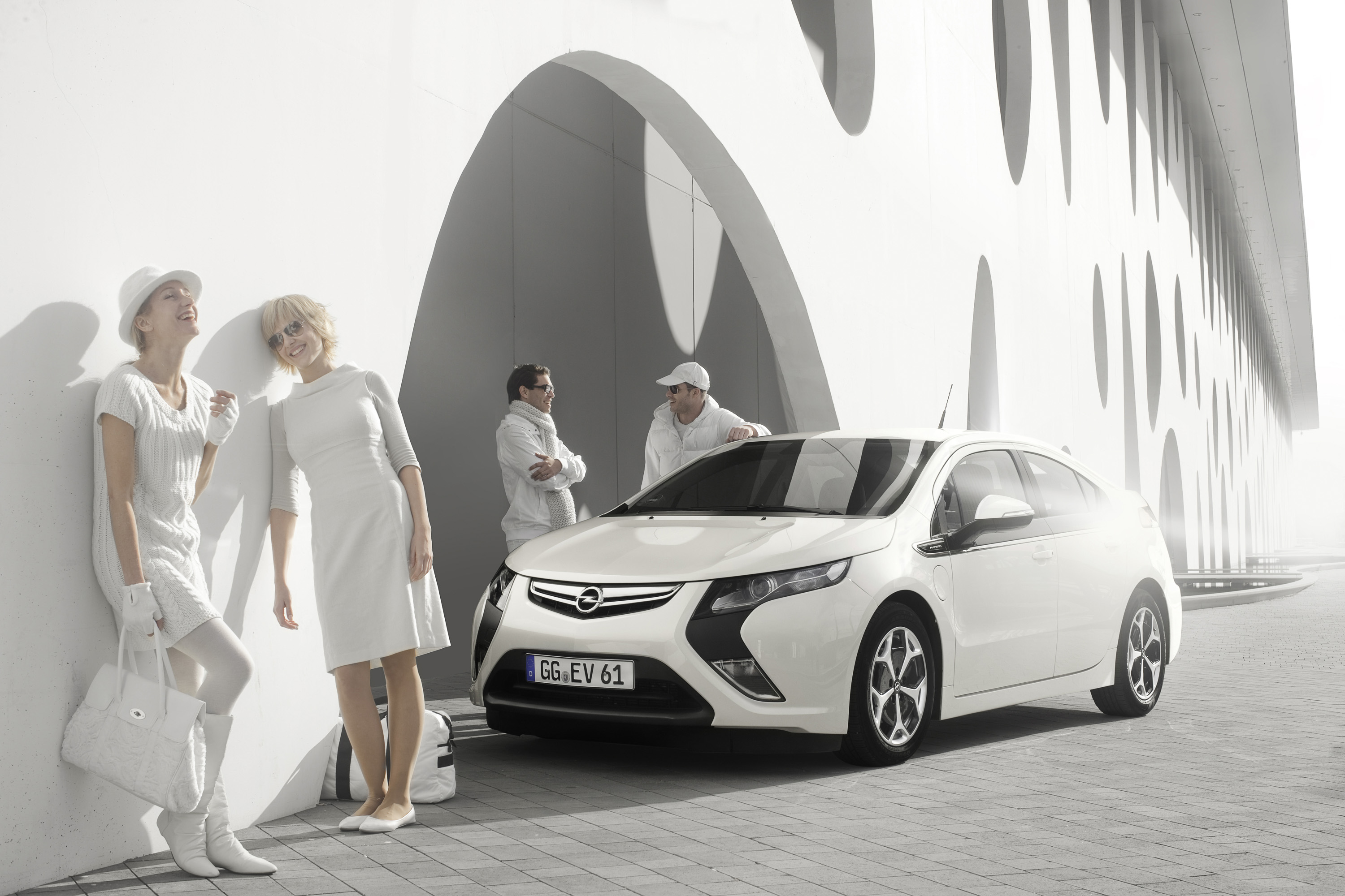 Opel Ampera photo #22