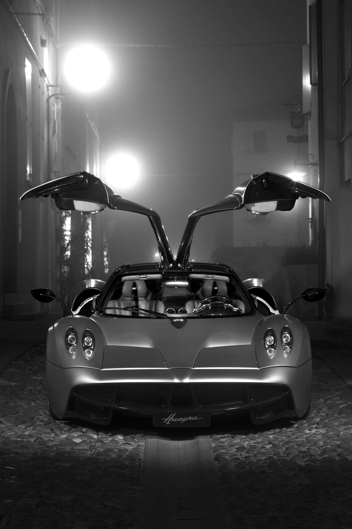 Pagani Huayra photo #23