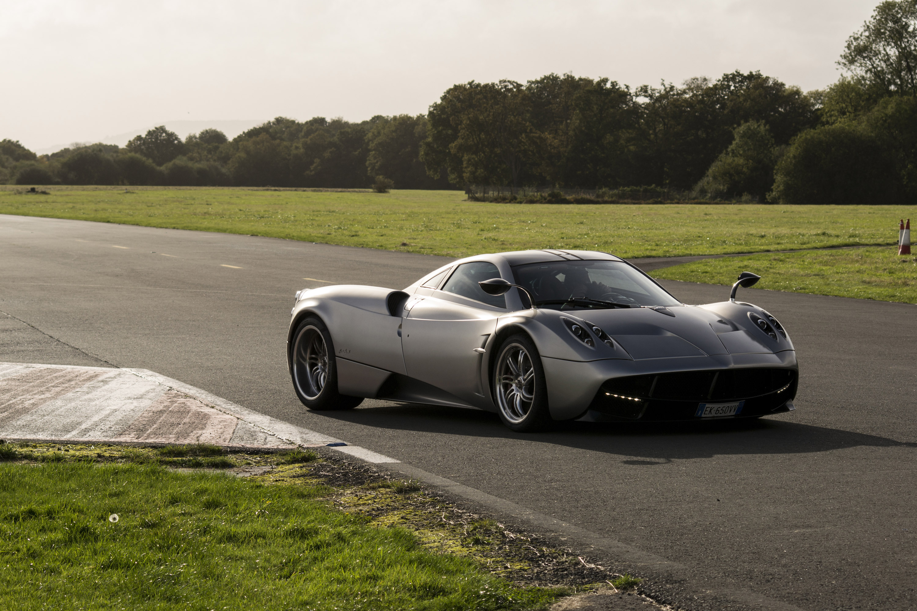 Pagani Huayra photo #42