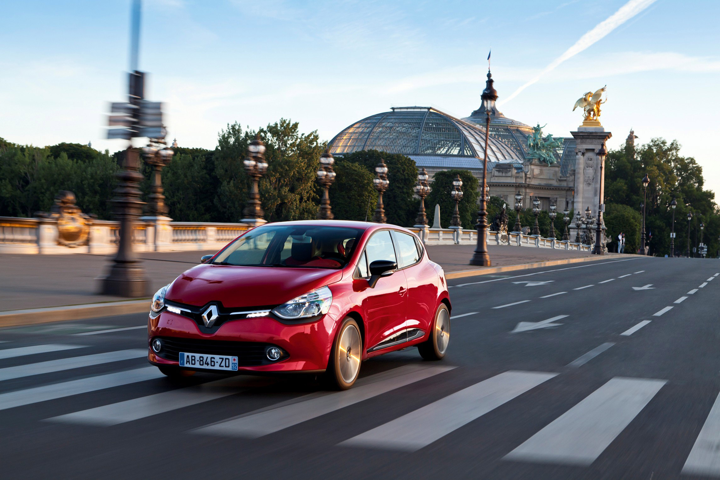 Renault Clio photo #21