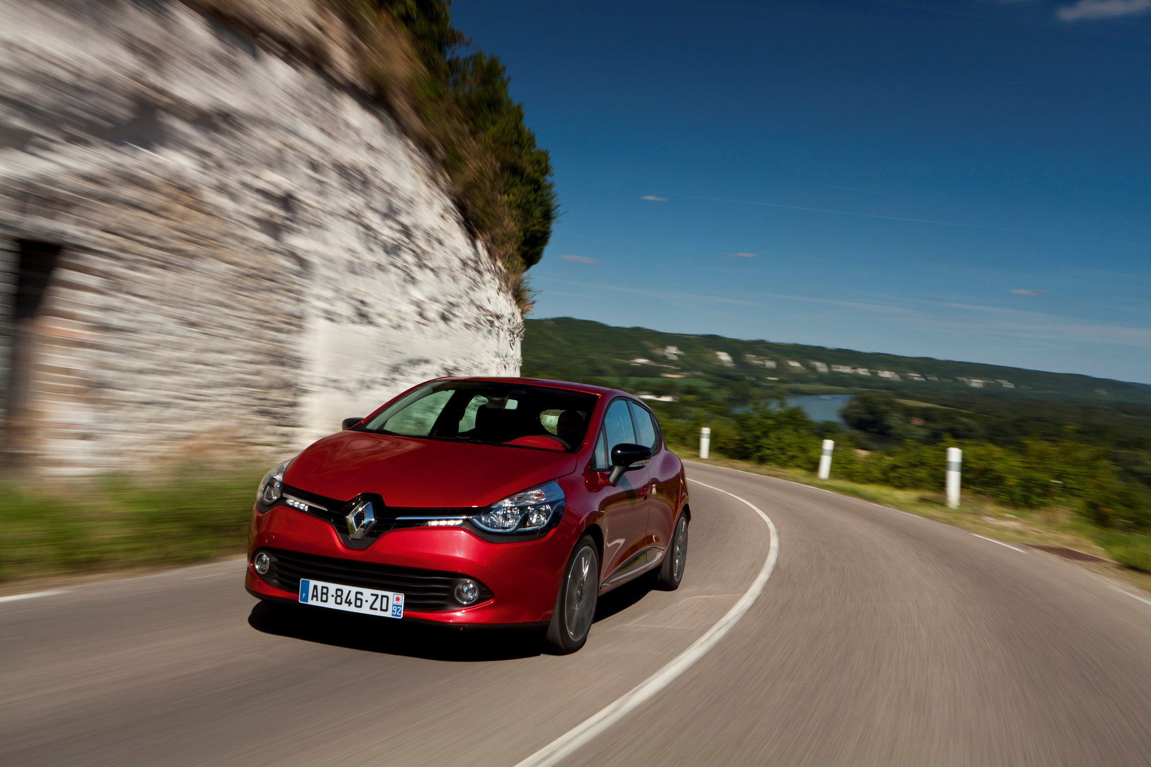 Renault Clio photo #26