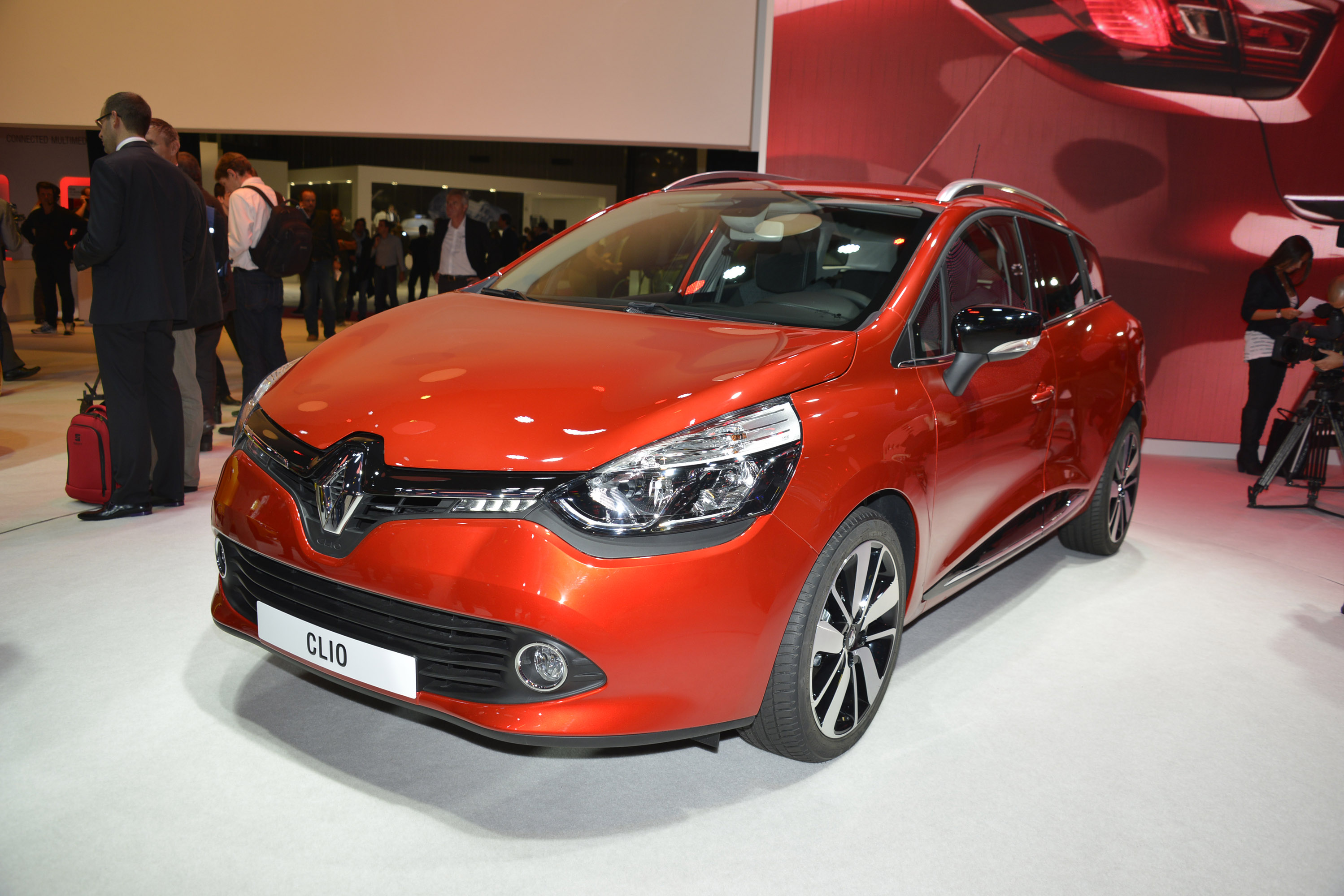 Renault Clio photo #36