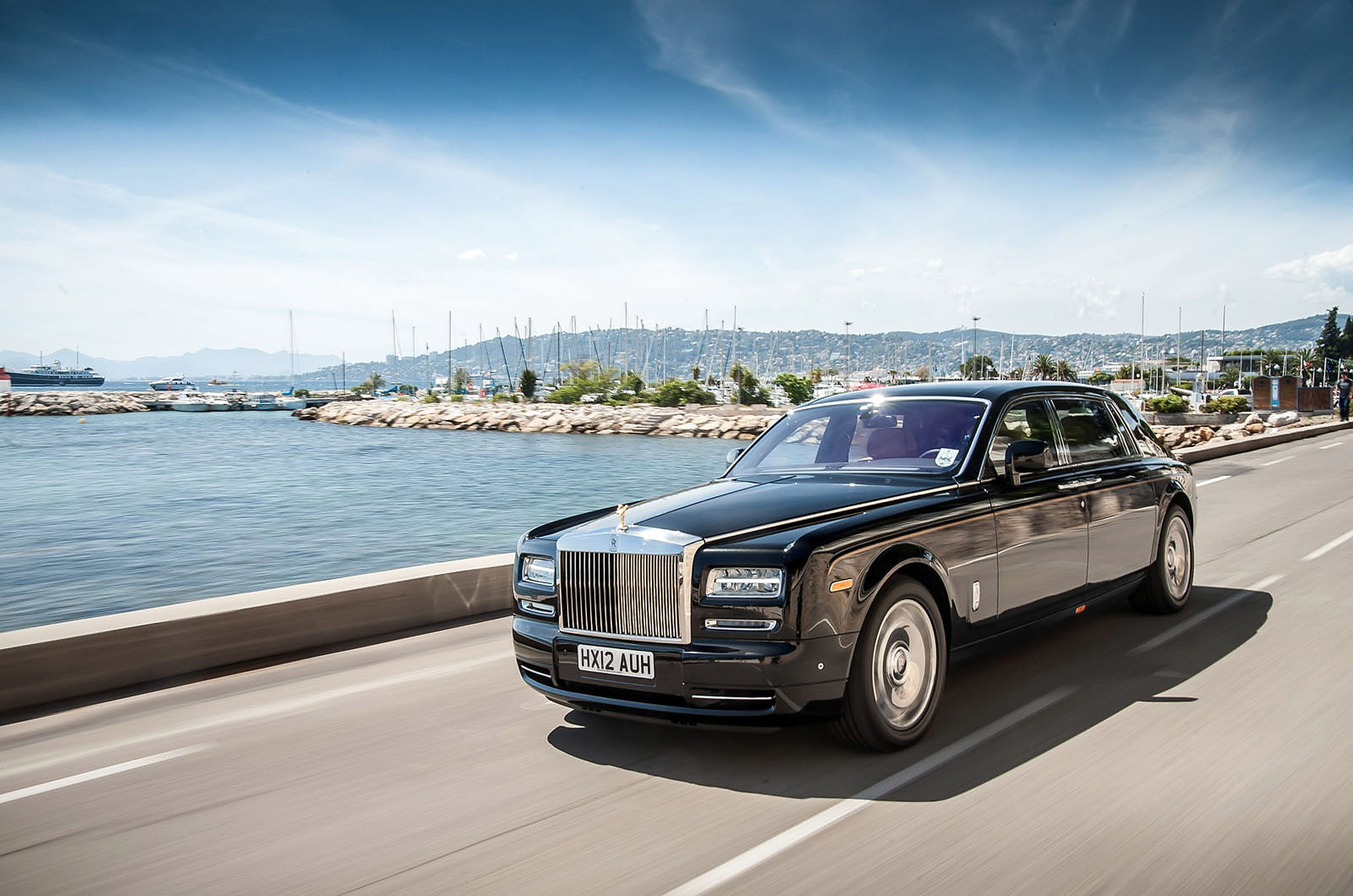 Rolls-Royce Phantom Series II photo #15