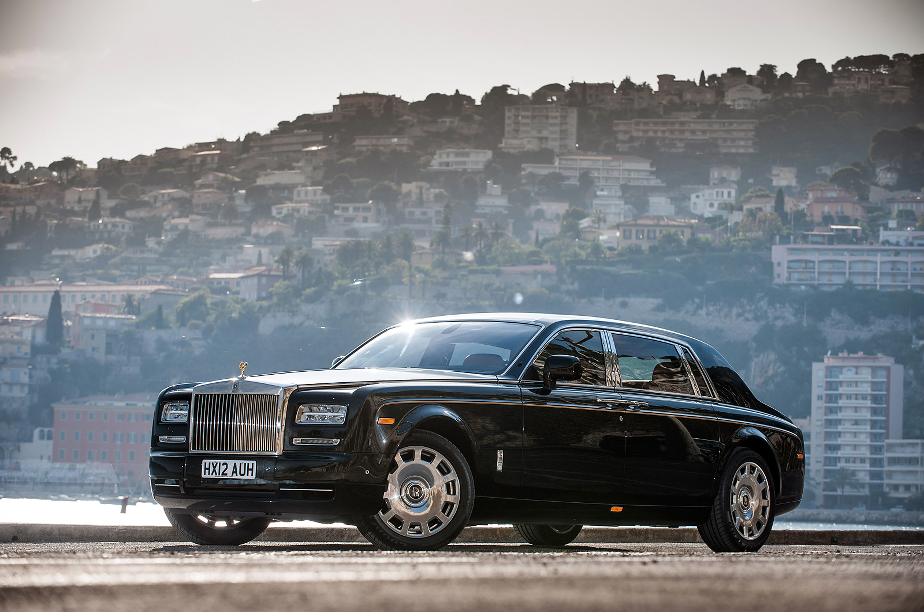 Rolls-Royce Phantom Series II photo #16