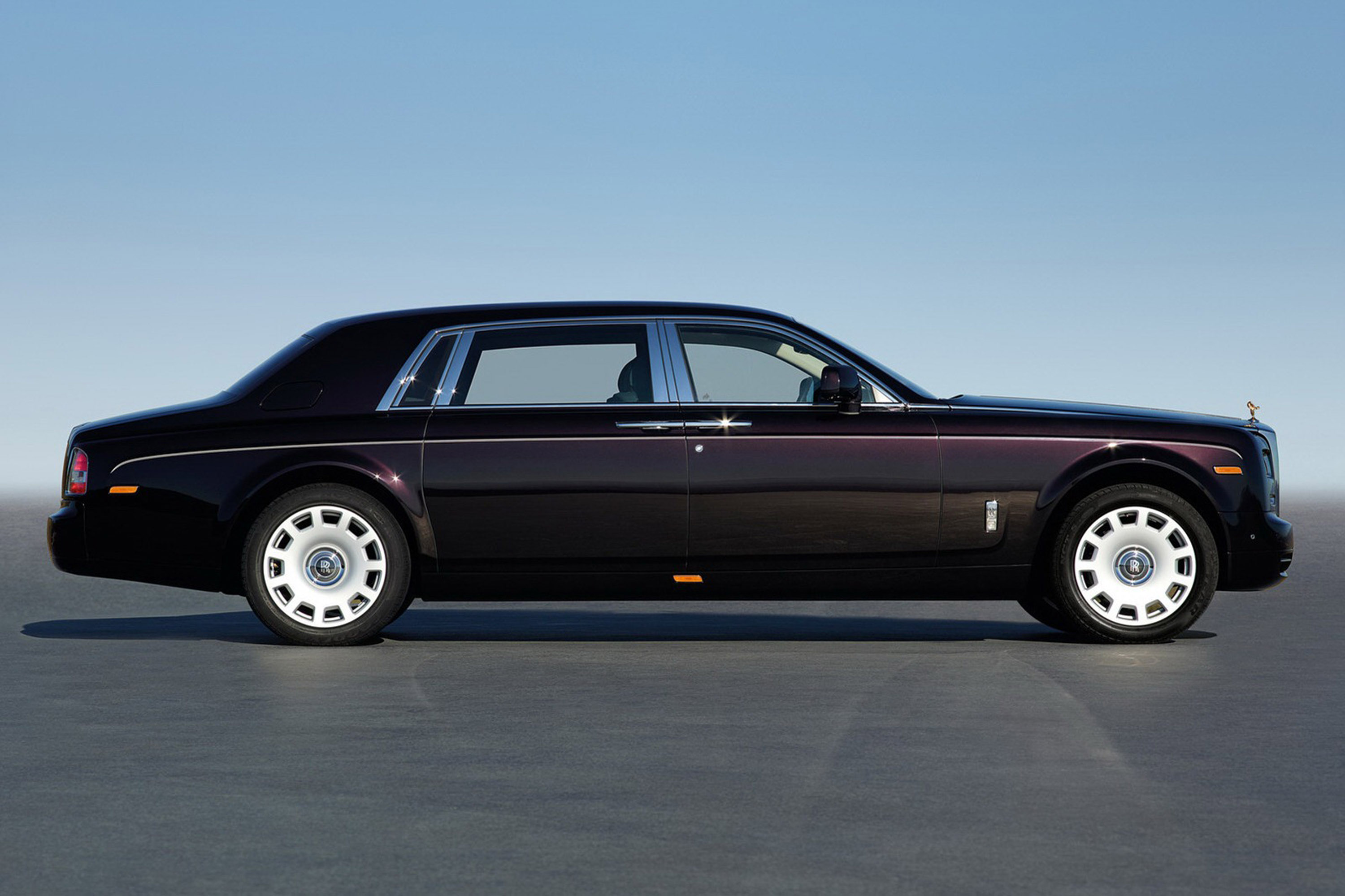 Rolls-Royce Phantom Series II photo #46