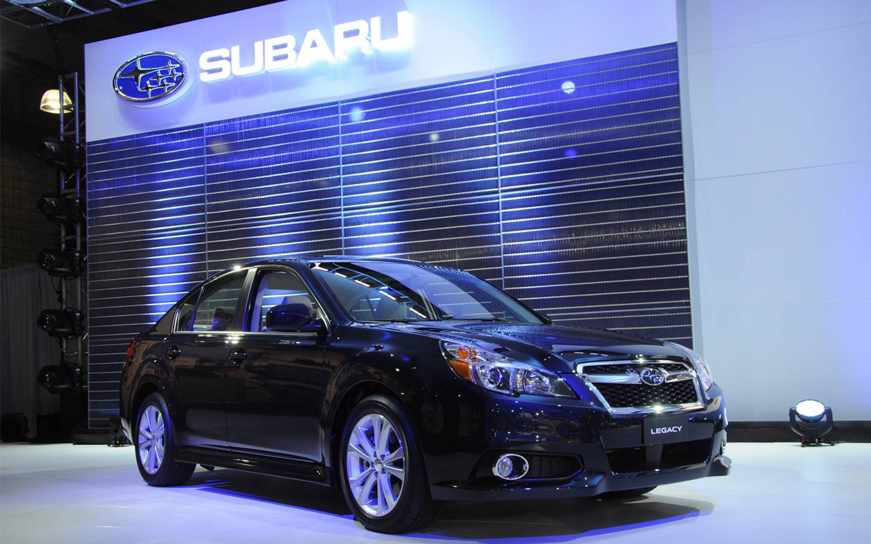 Subaru Legacy photo #26