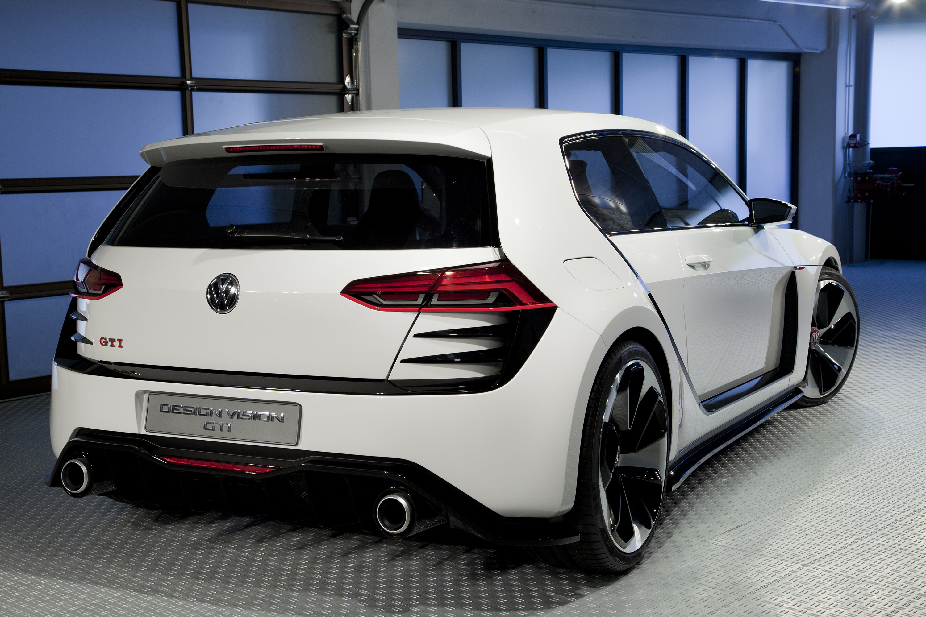 Volkswagen Golf Design Vision GTI photo #27