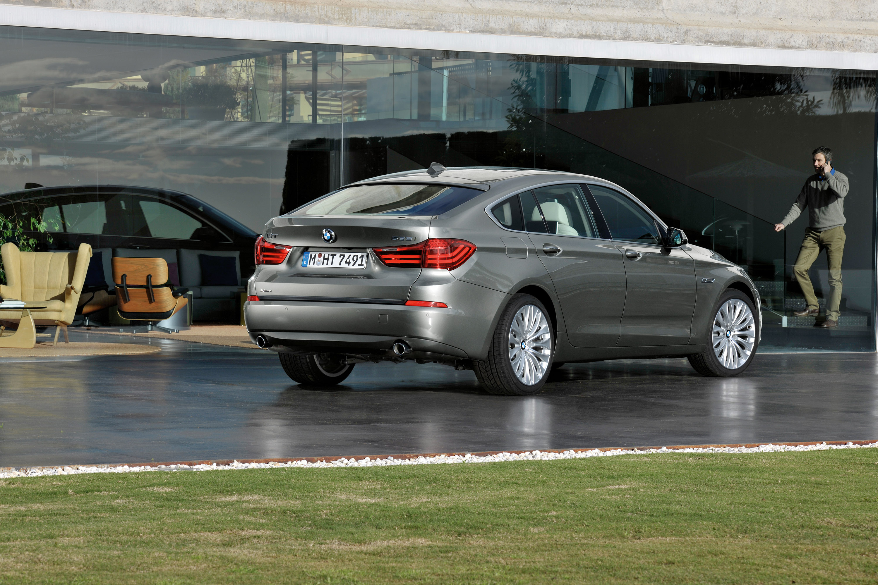 BMW 5-Series photo #76