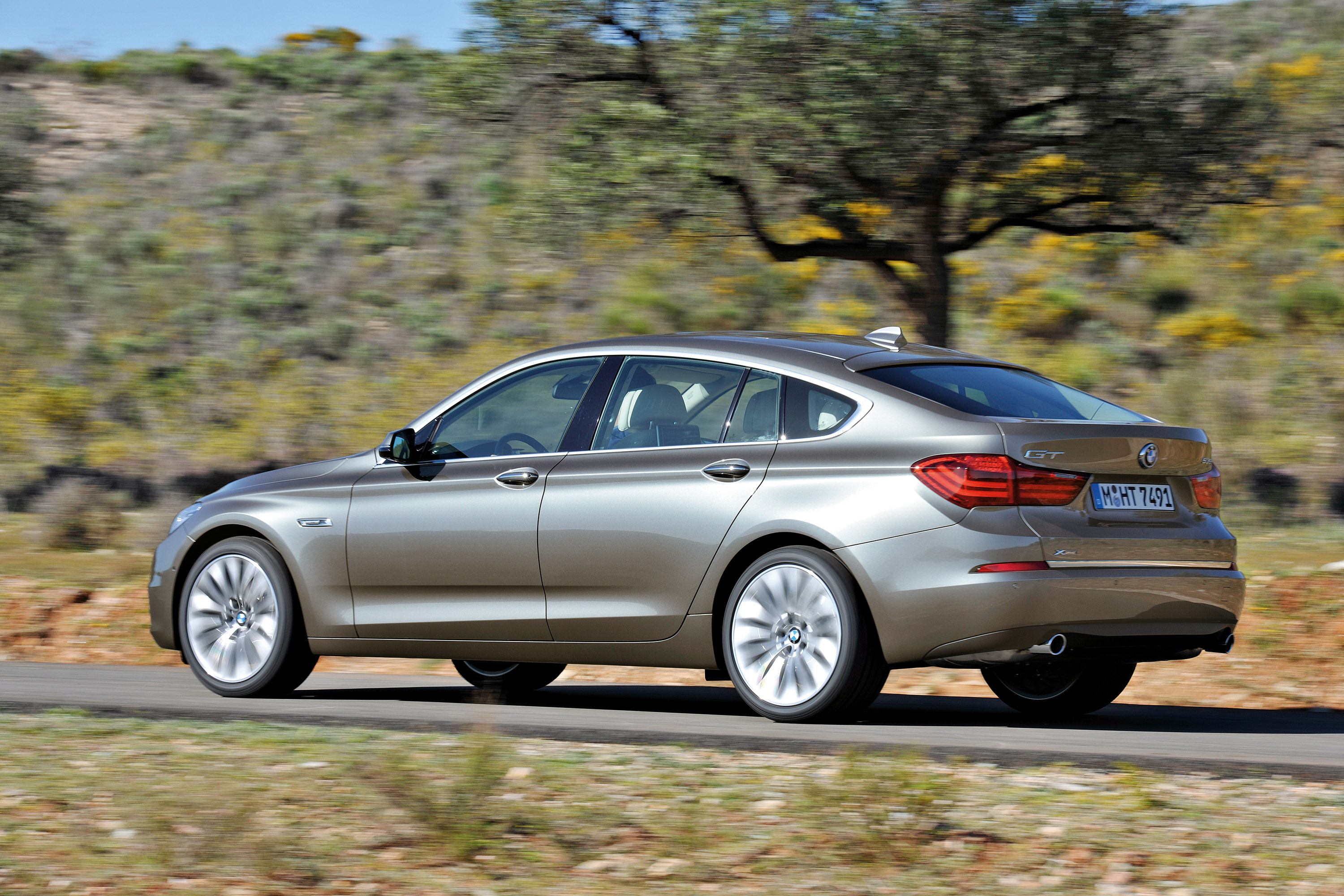 BMW 5-Series photo #77