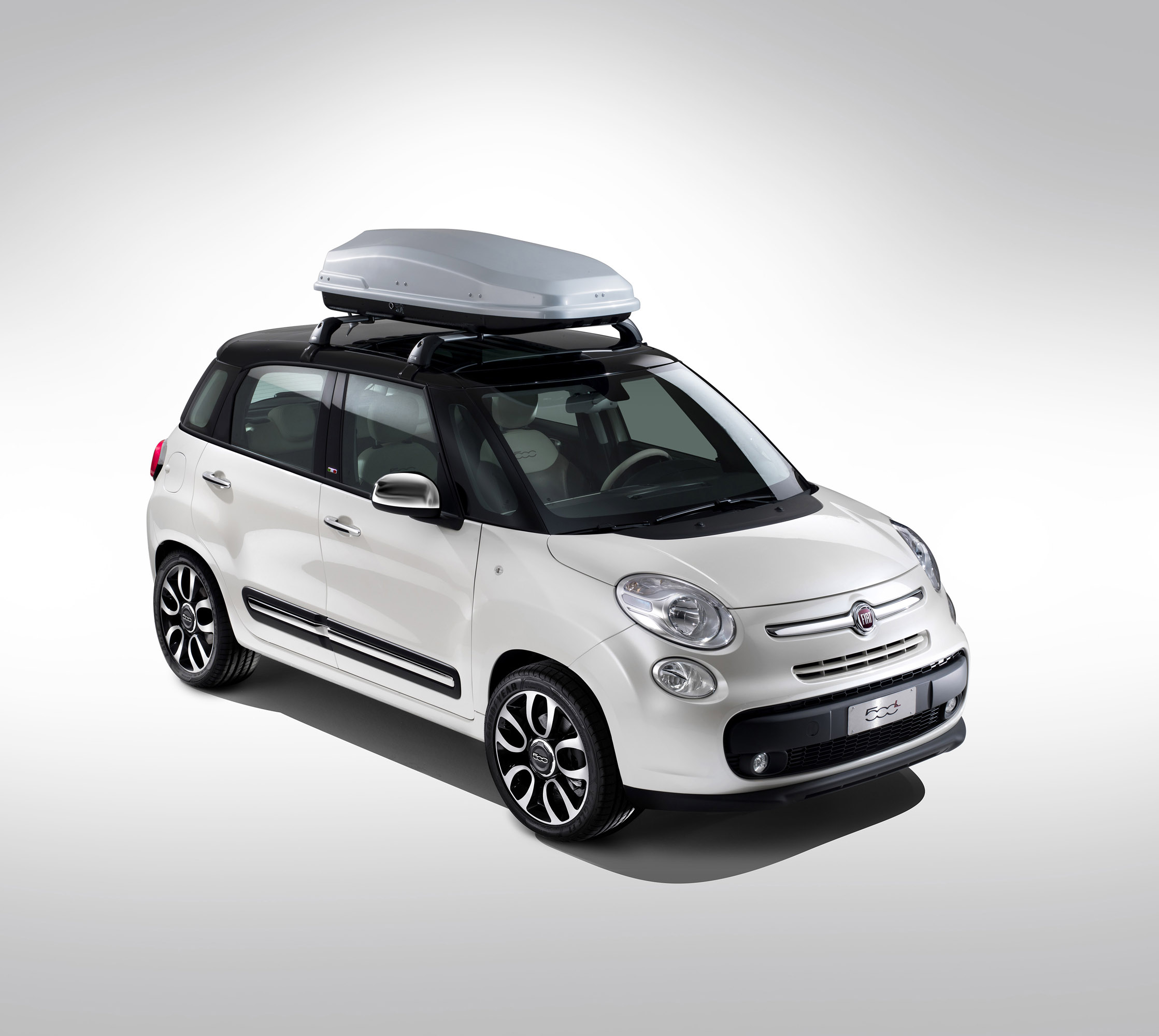 Fiat 500L photo #15