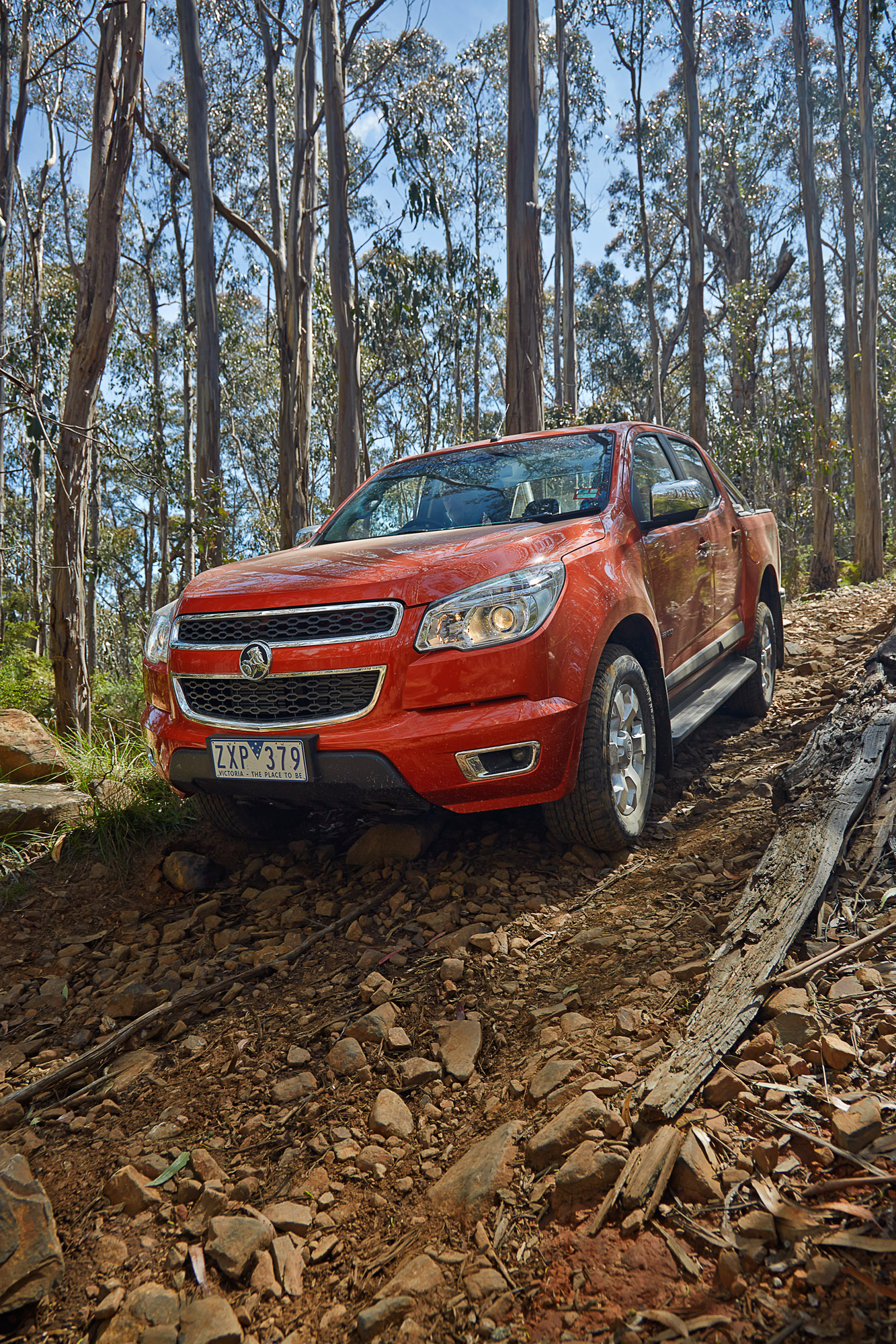 Holden Colorado photo #24