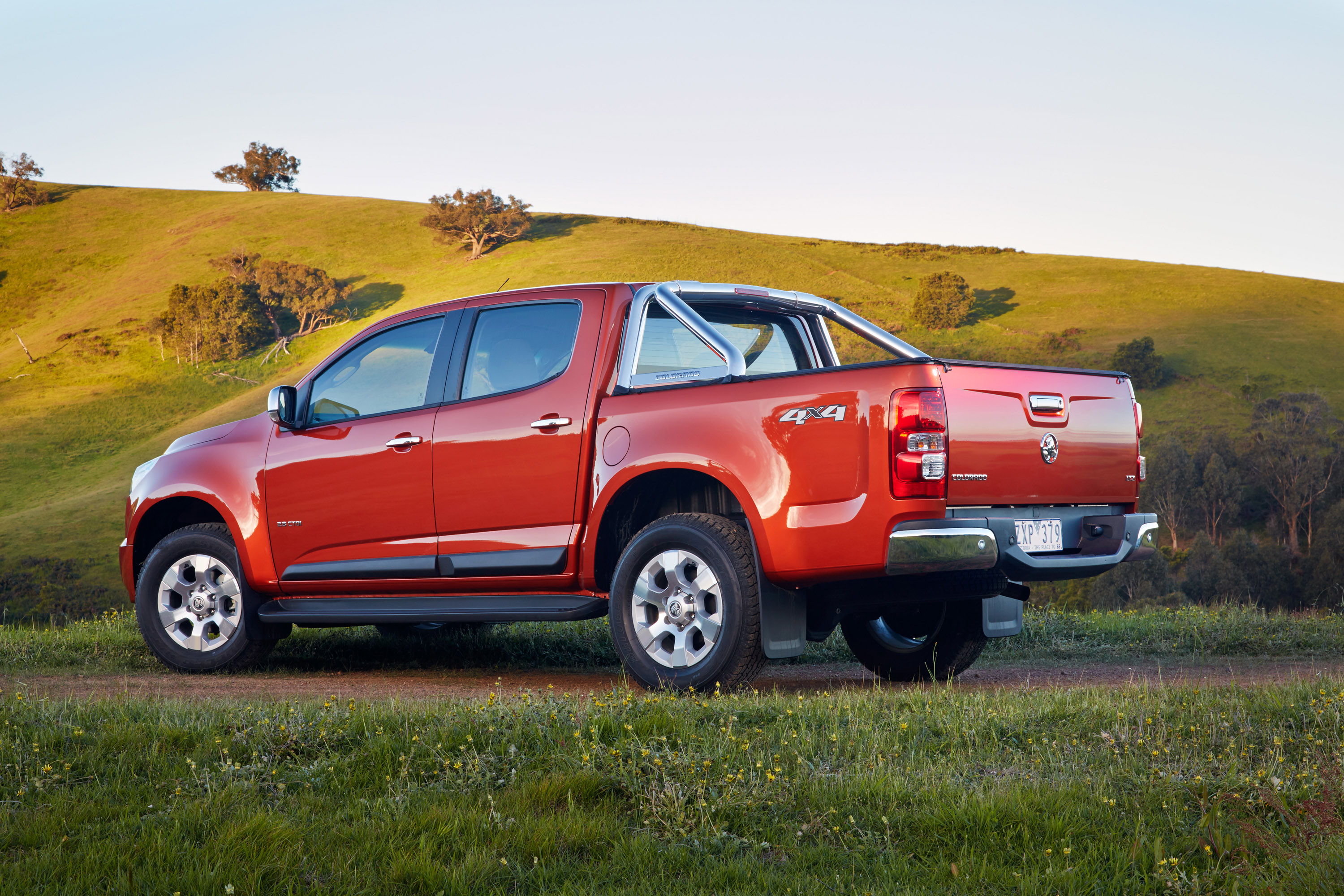 Holden Colorado photo #38