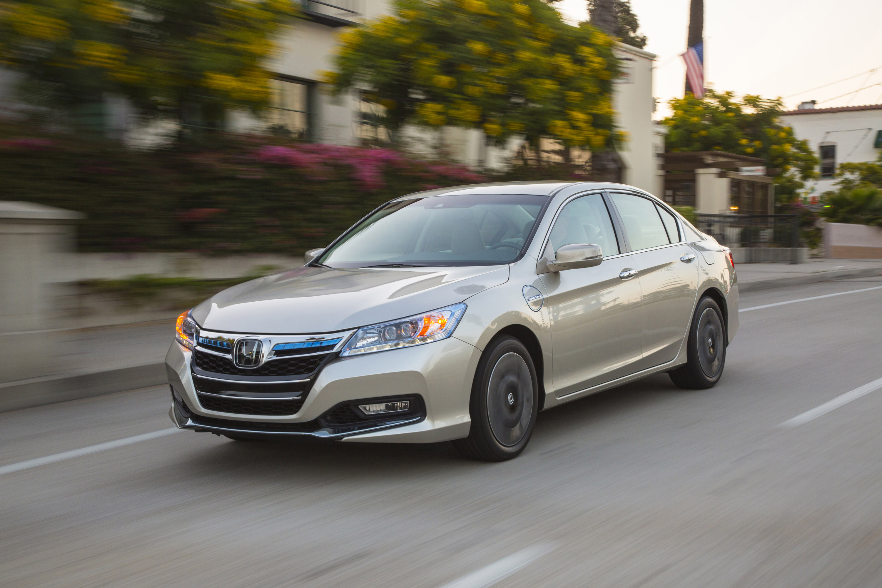 Honda Accord PHEV photo #15