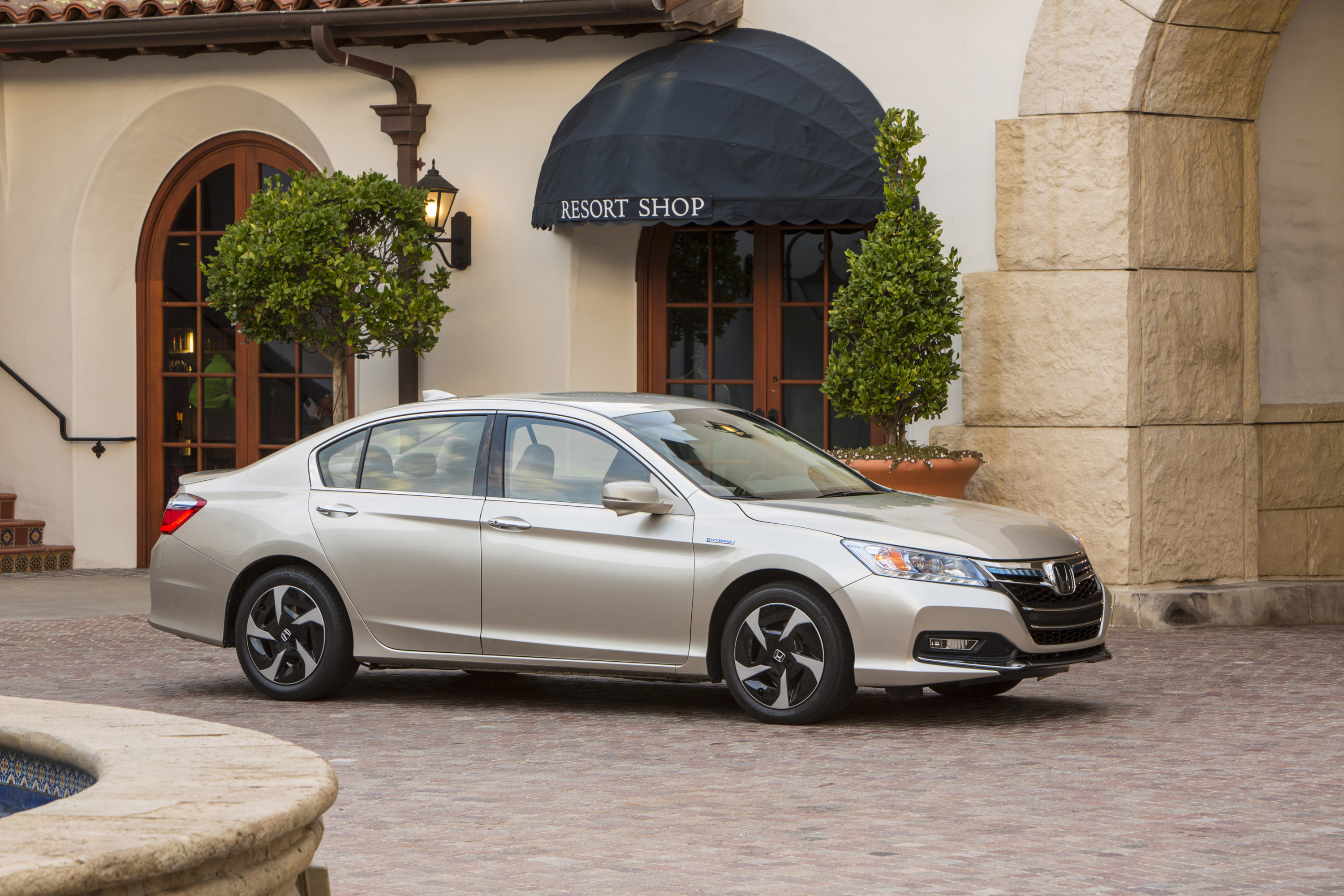 Honda Accord PHEV photo #30