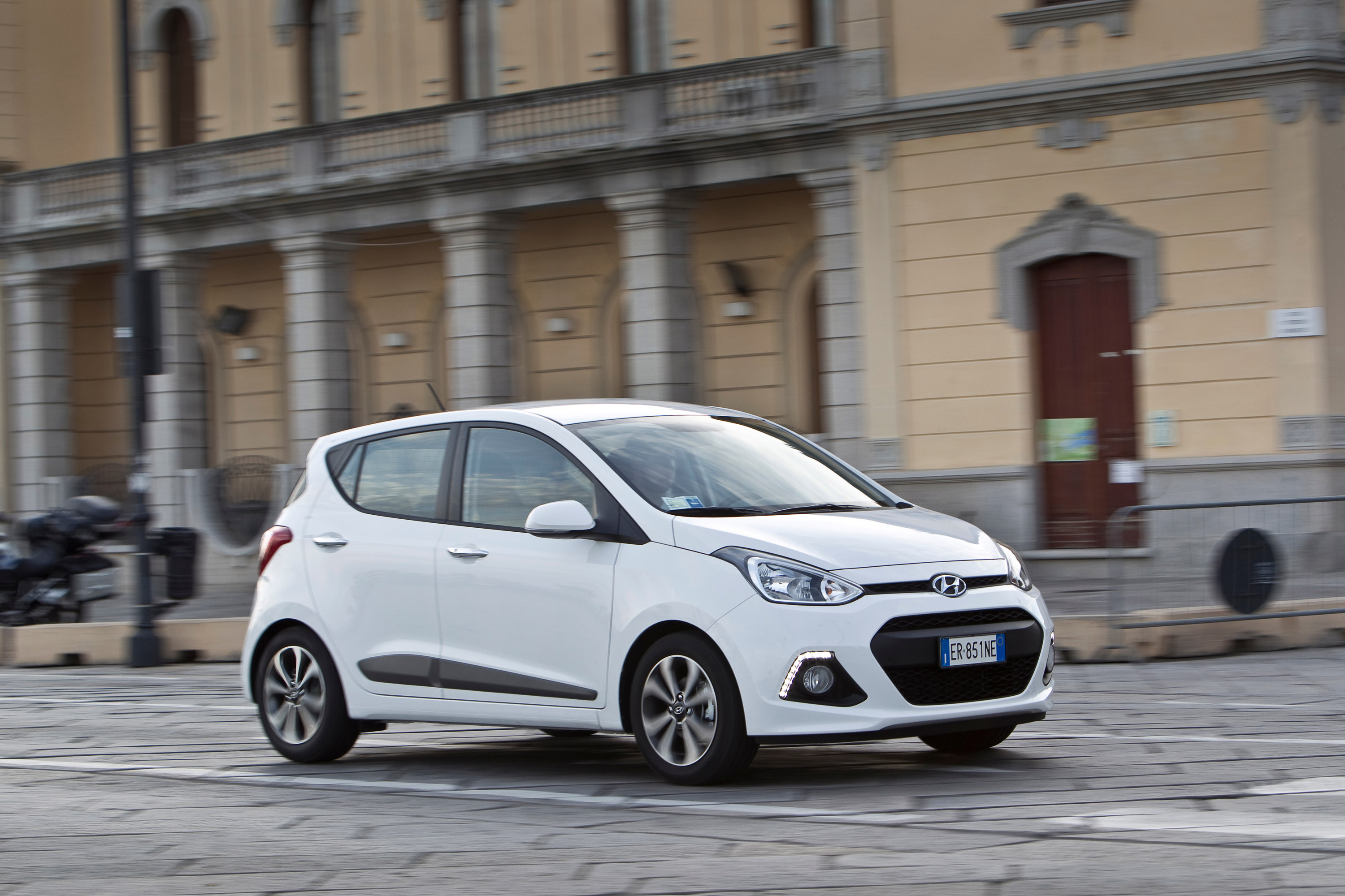 Hyundai i10 photo #17