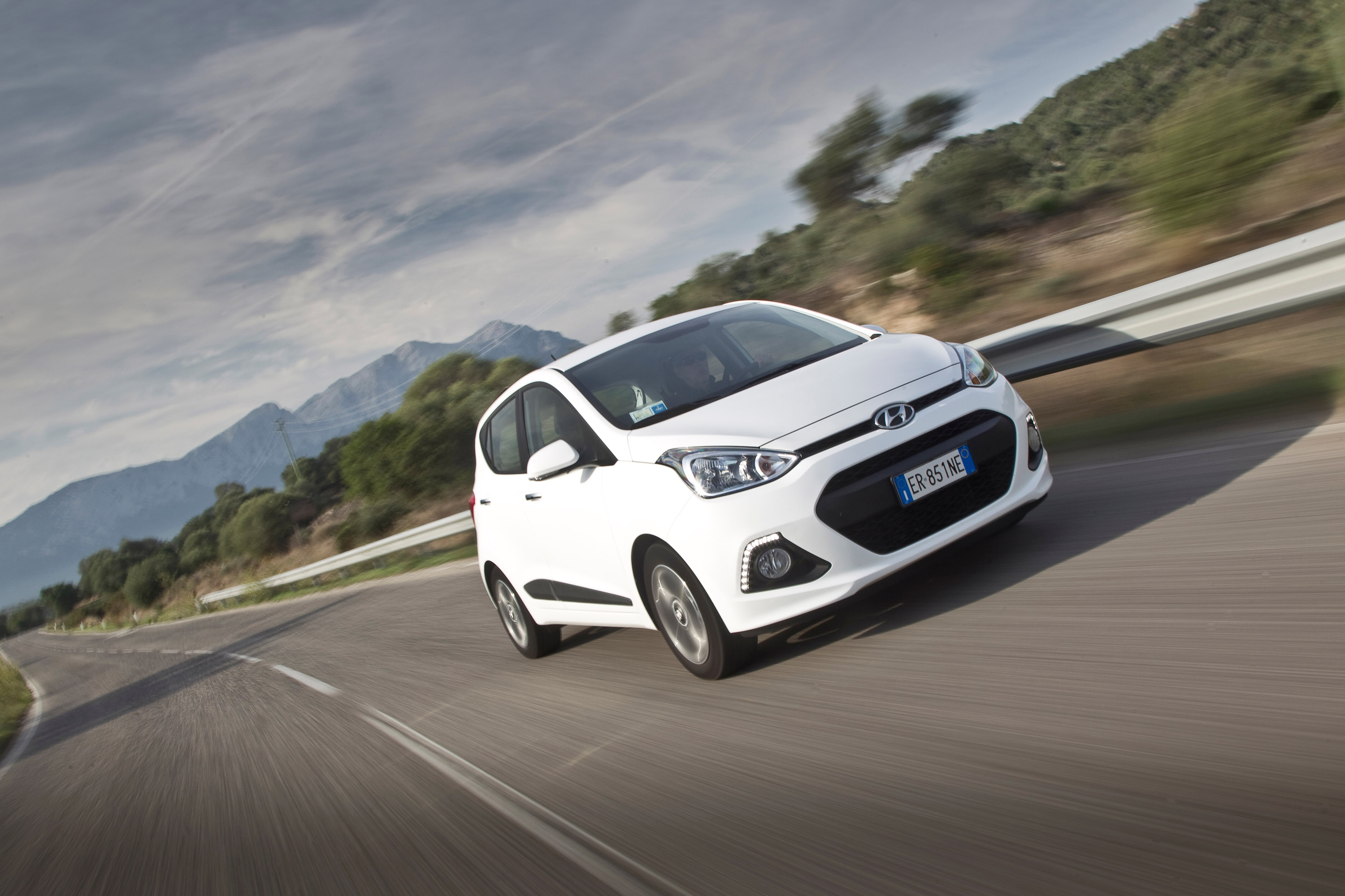 Hyundai i10 photo #33