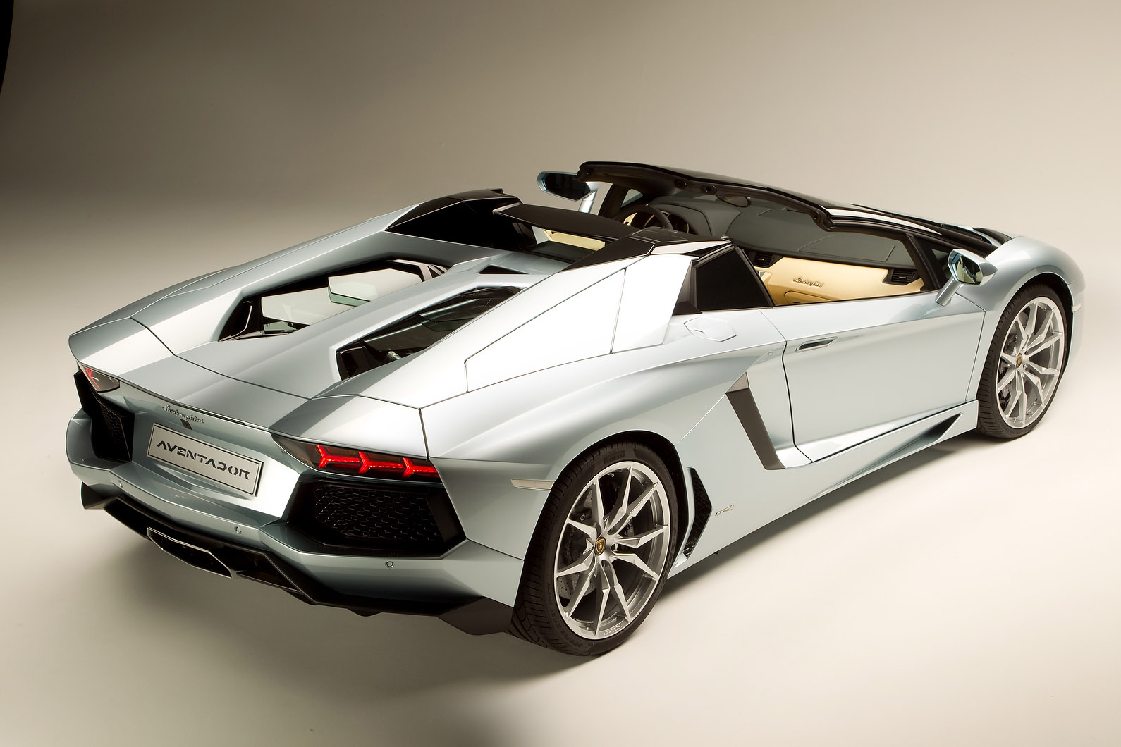 Lamborghini Aventador LP700-4 Roadster photo #87