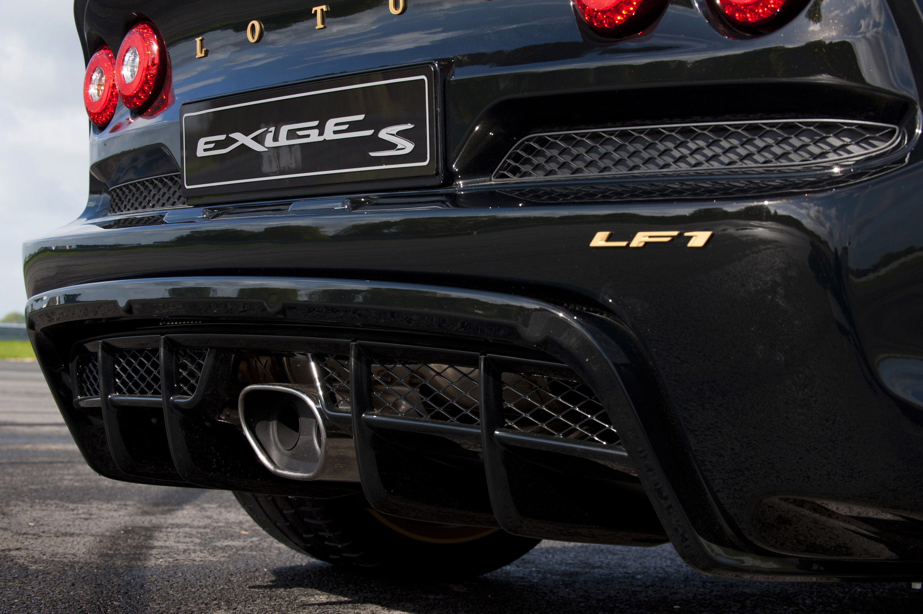 Lotus Exige LF1 photo #24