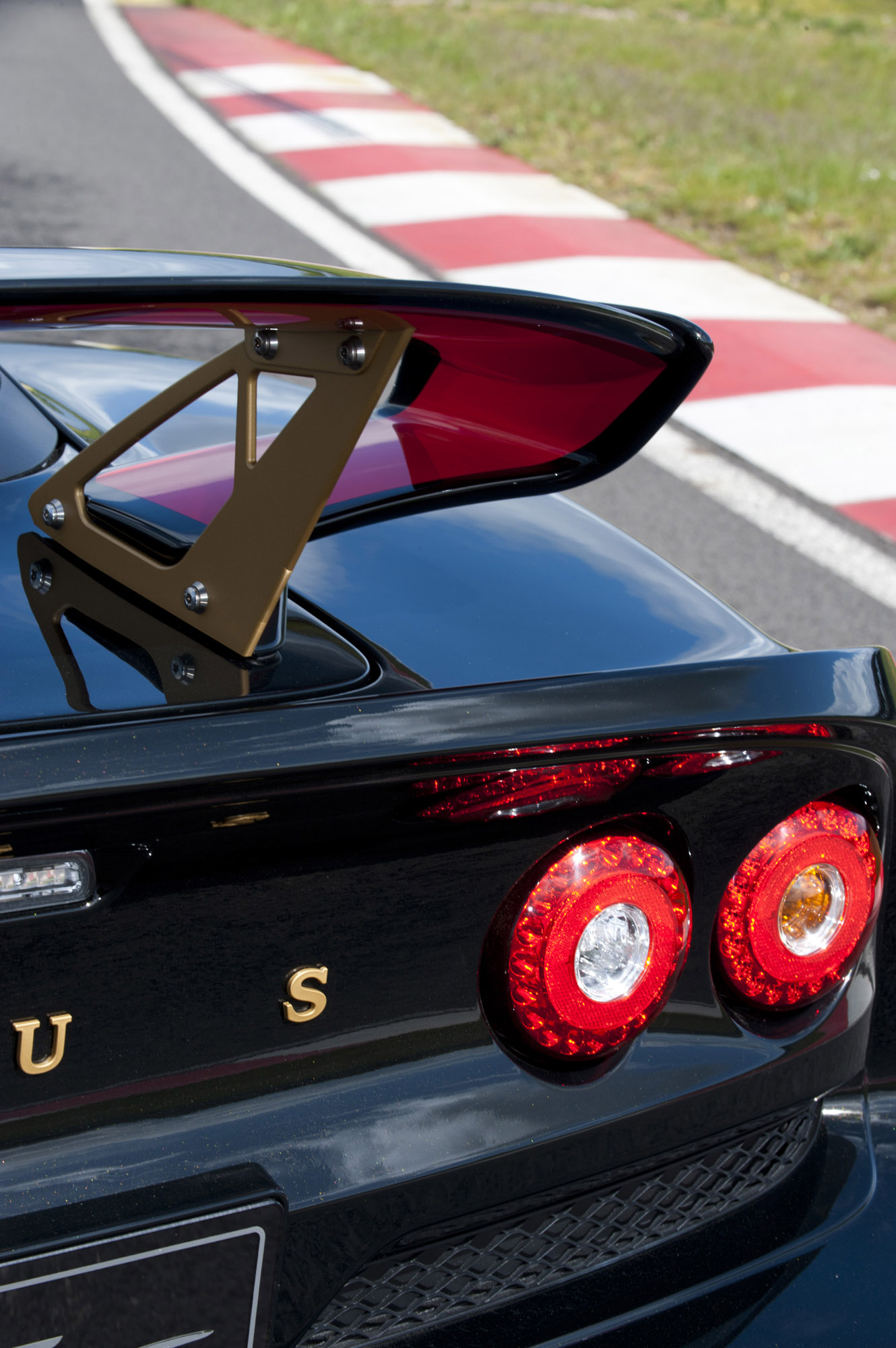 Lotus Exige LF1 photo #30