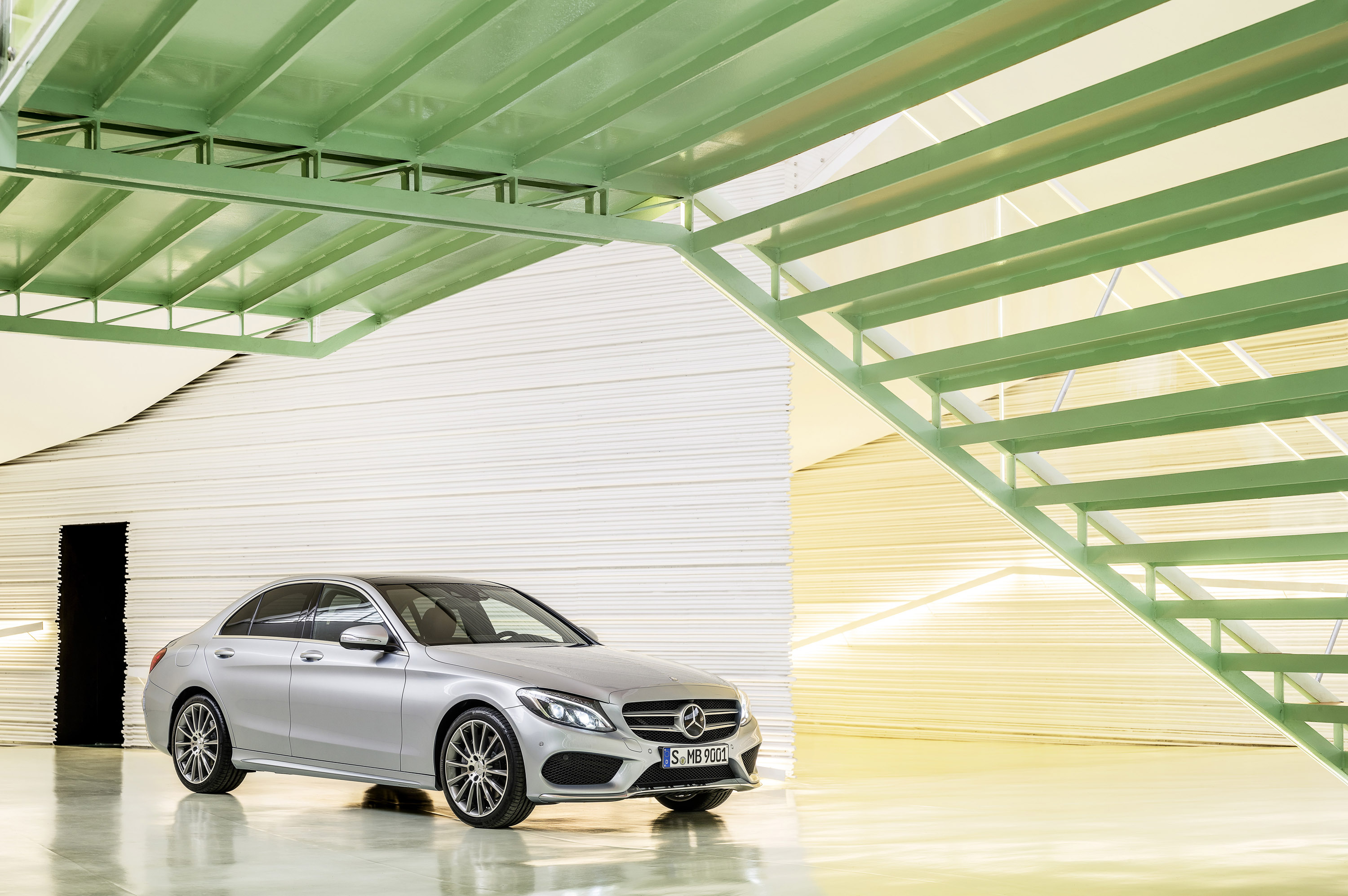 Mercedes-Benz C-Class photo #20