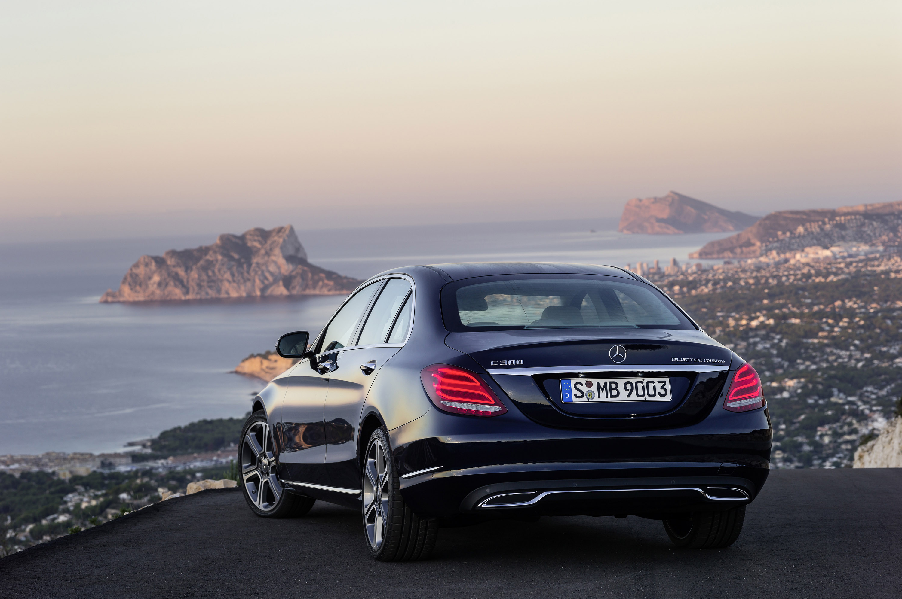 Mercedes-Benz C-Class photo #62