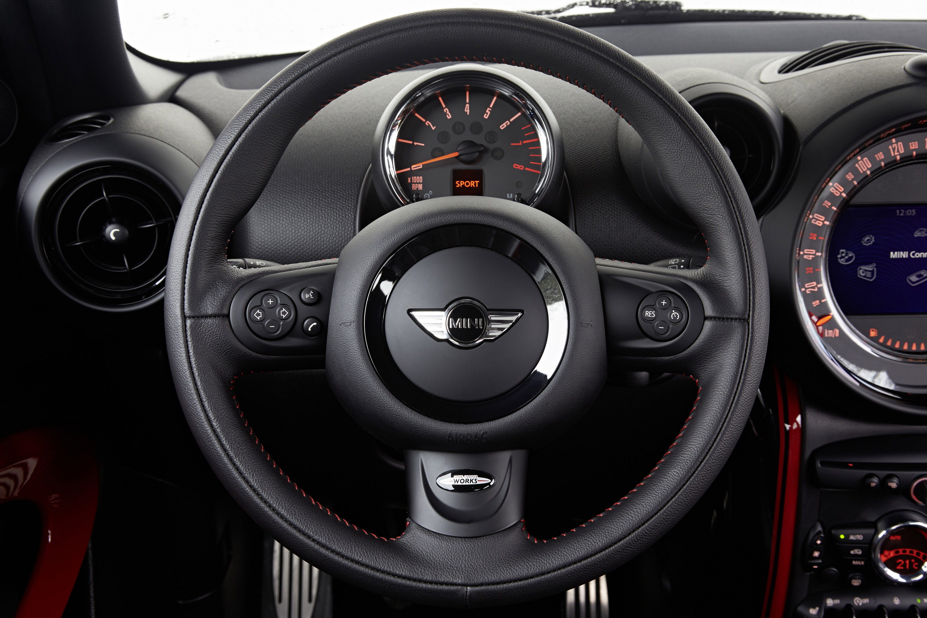 MINI Paceman John Cooper Works photo #20