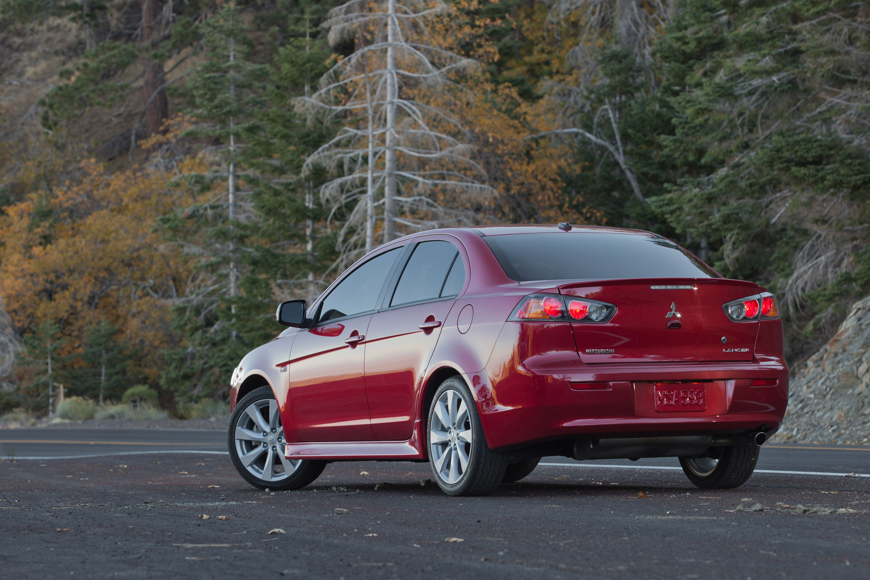 Mitsubishi Lancer photo #23