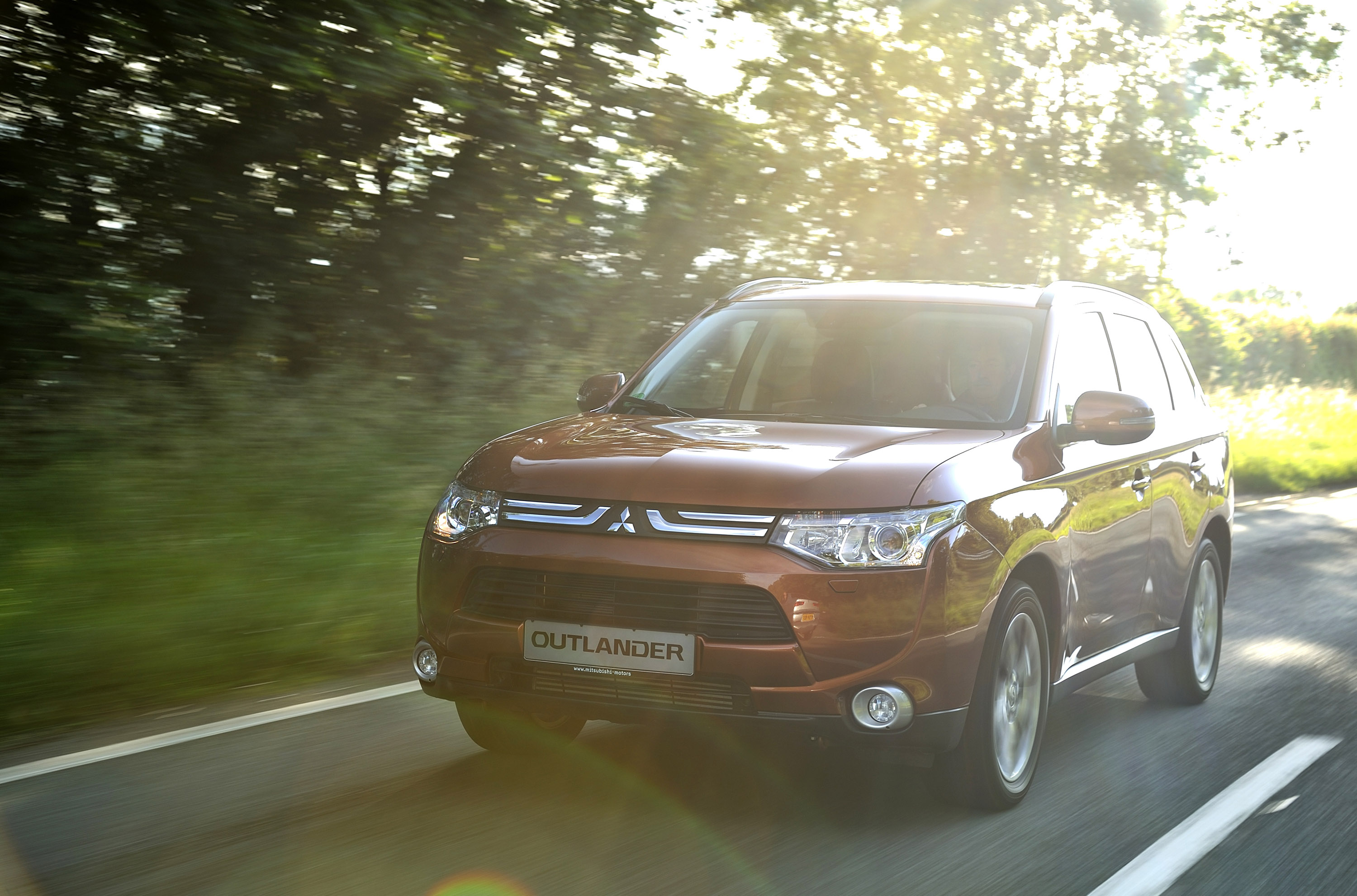 Mitsubishi Outlander photo #7