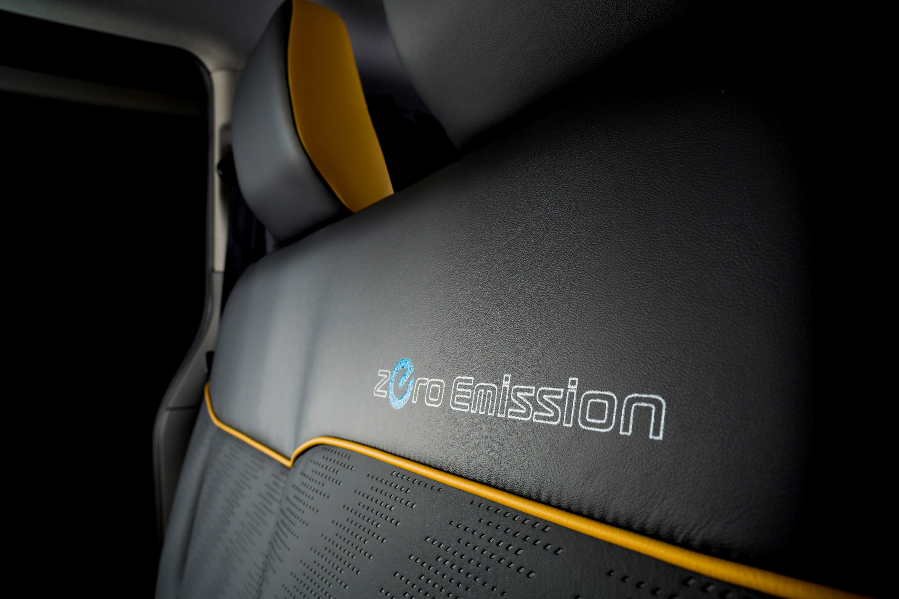 Nissan Electric Taxi photo #24