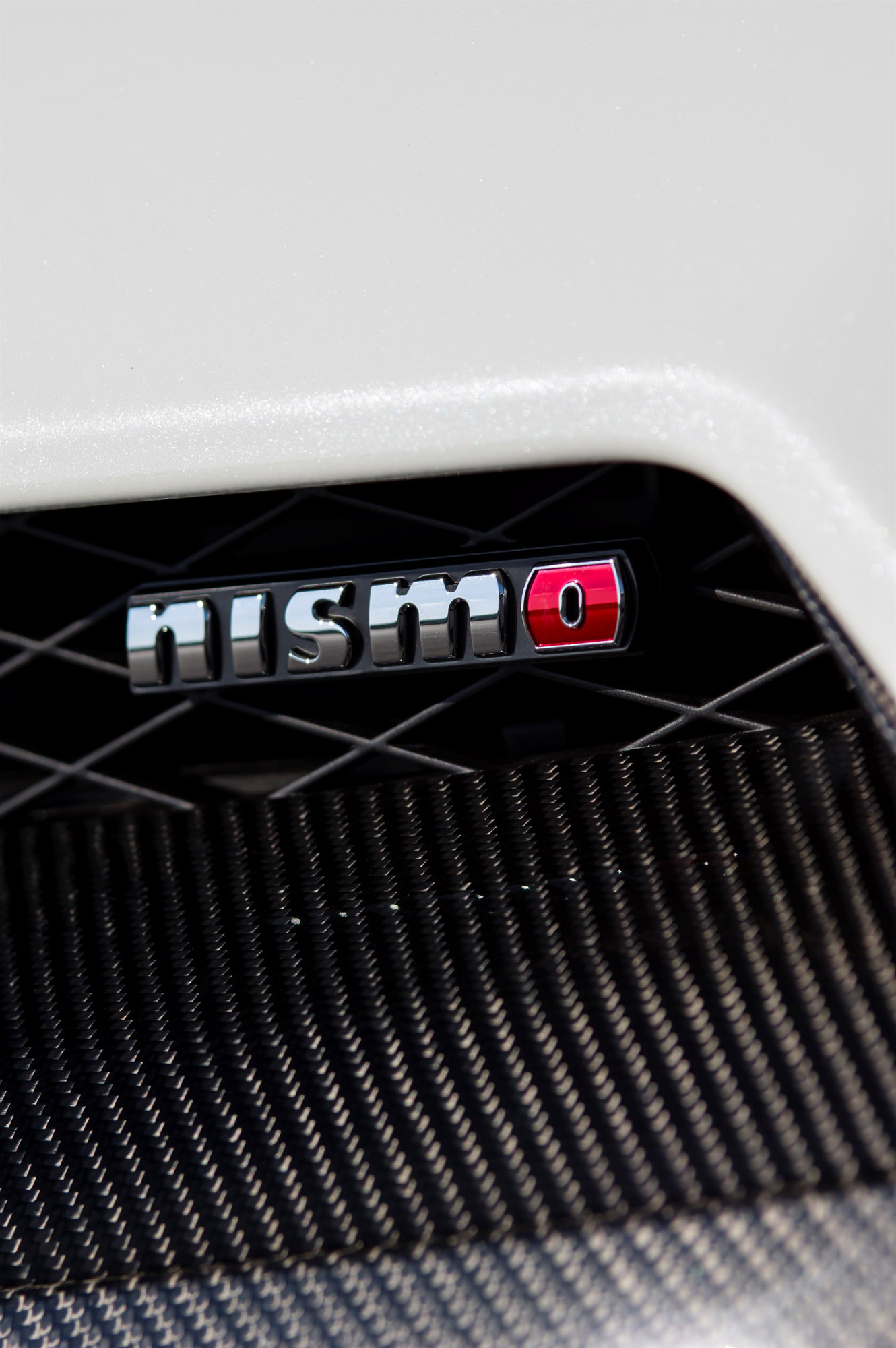 Nissan GT-R Nismo EU-Spec photo #30