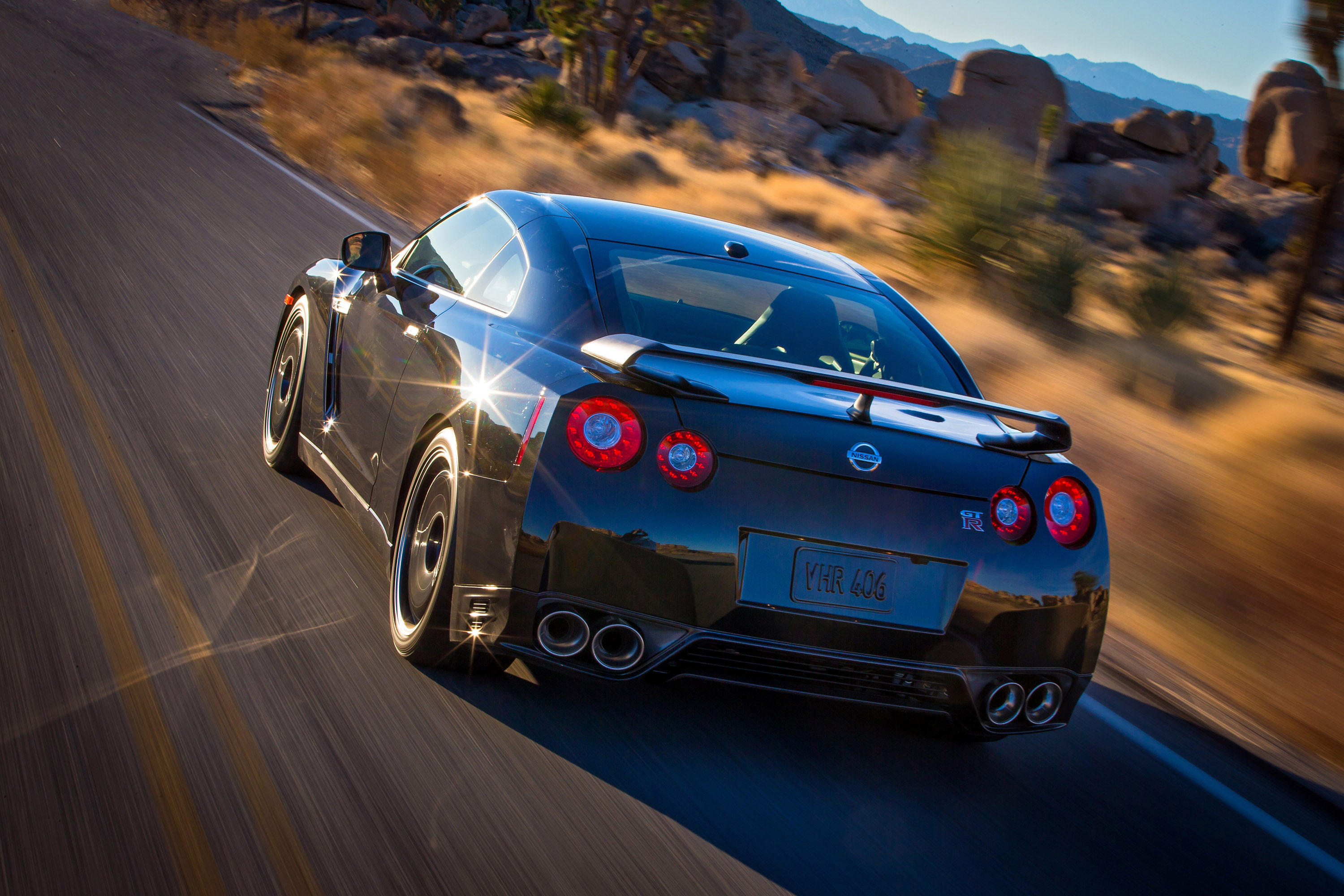 Nissan GT-R photo #64