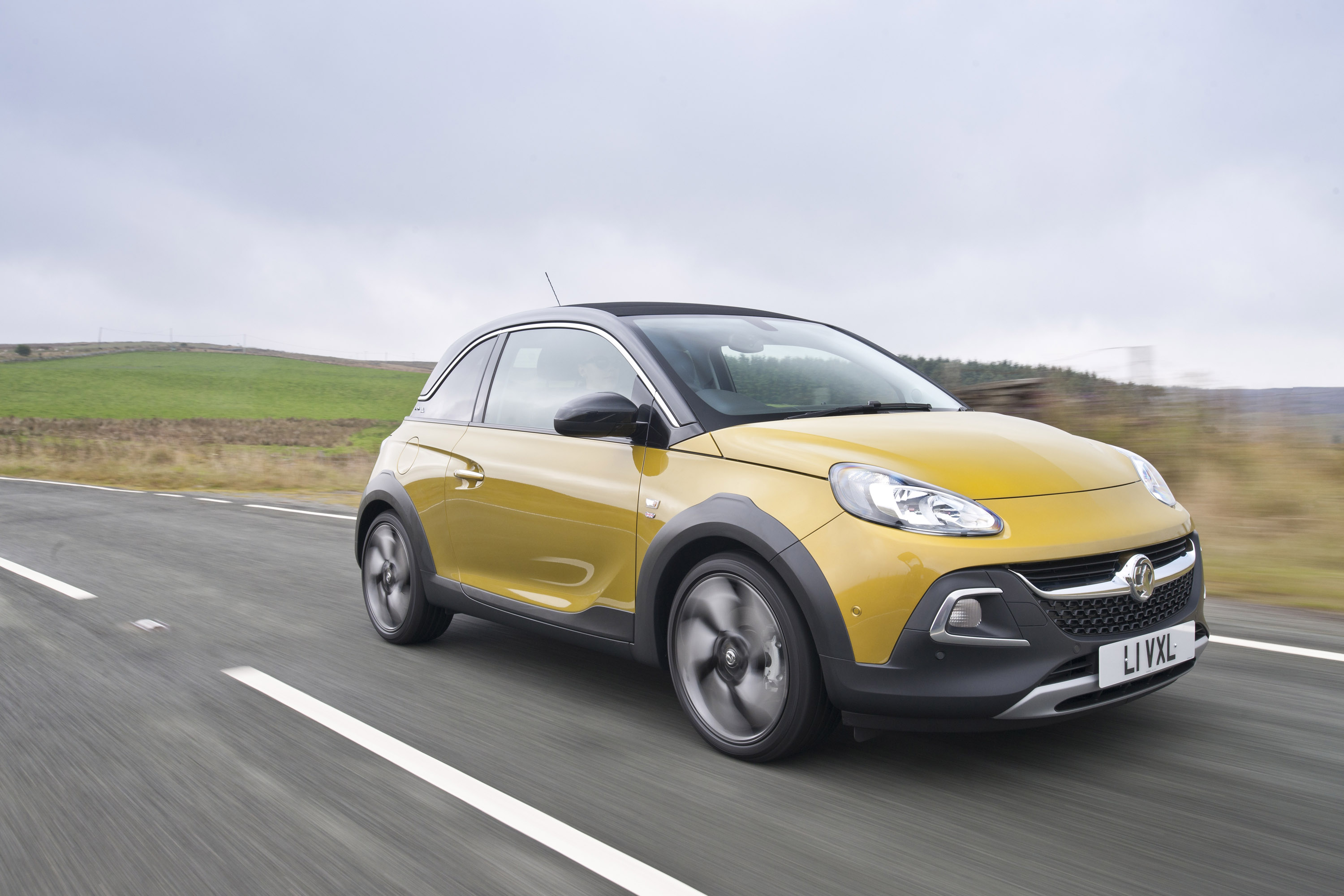 Vauxhall Adam Rocks Air photo #16