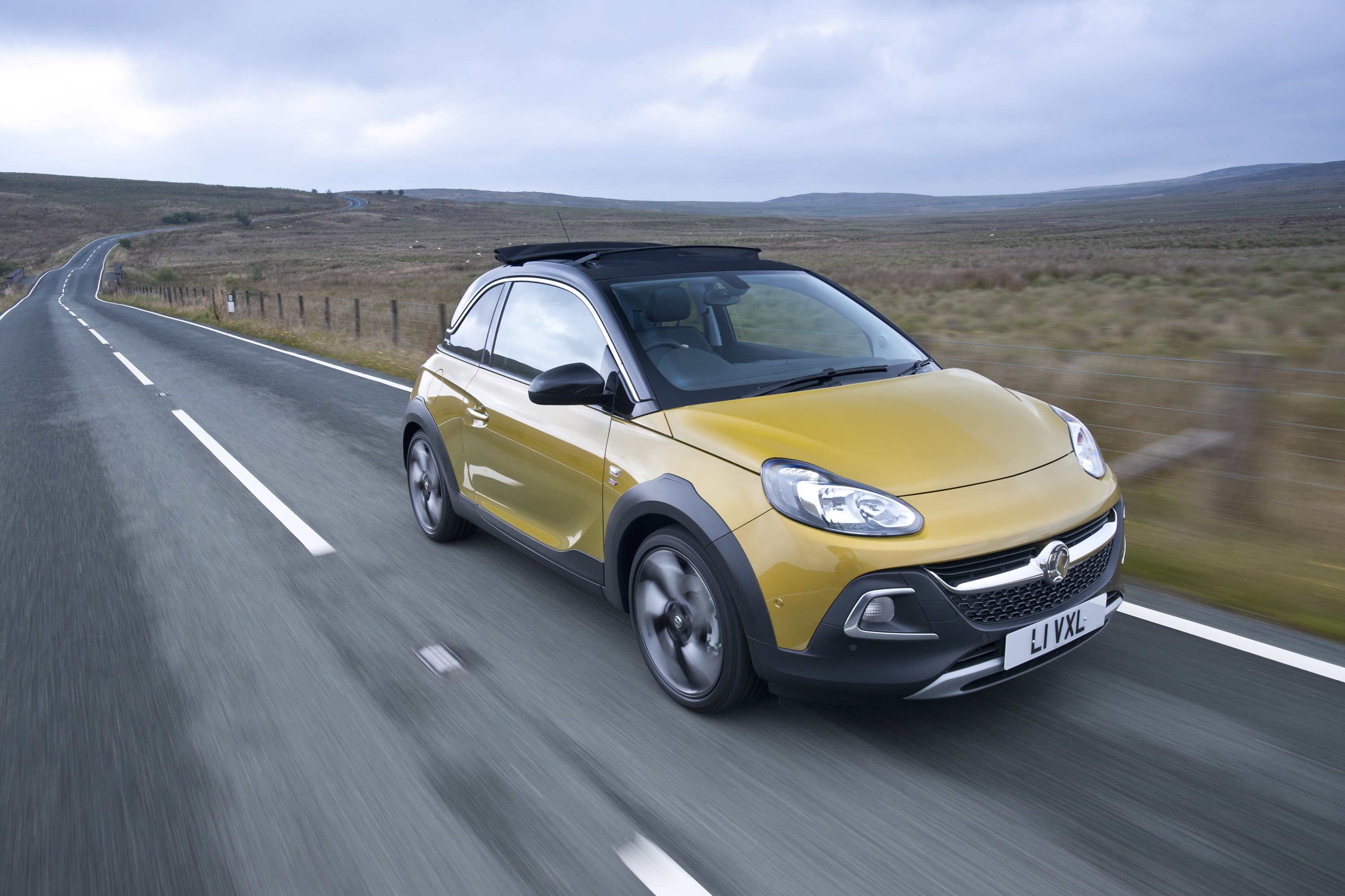 Vauxhall Adam Rocks Air photo #19