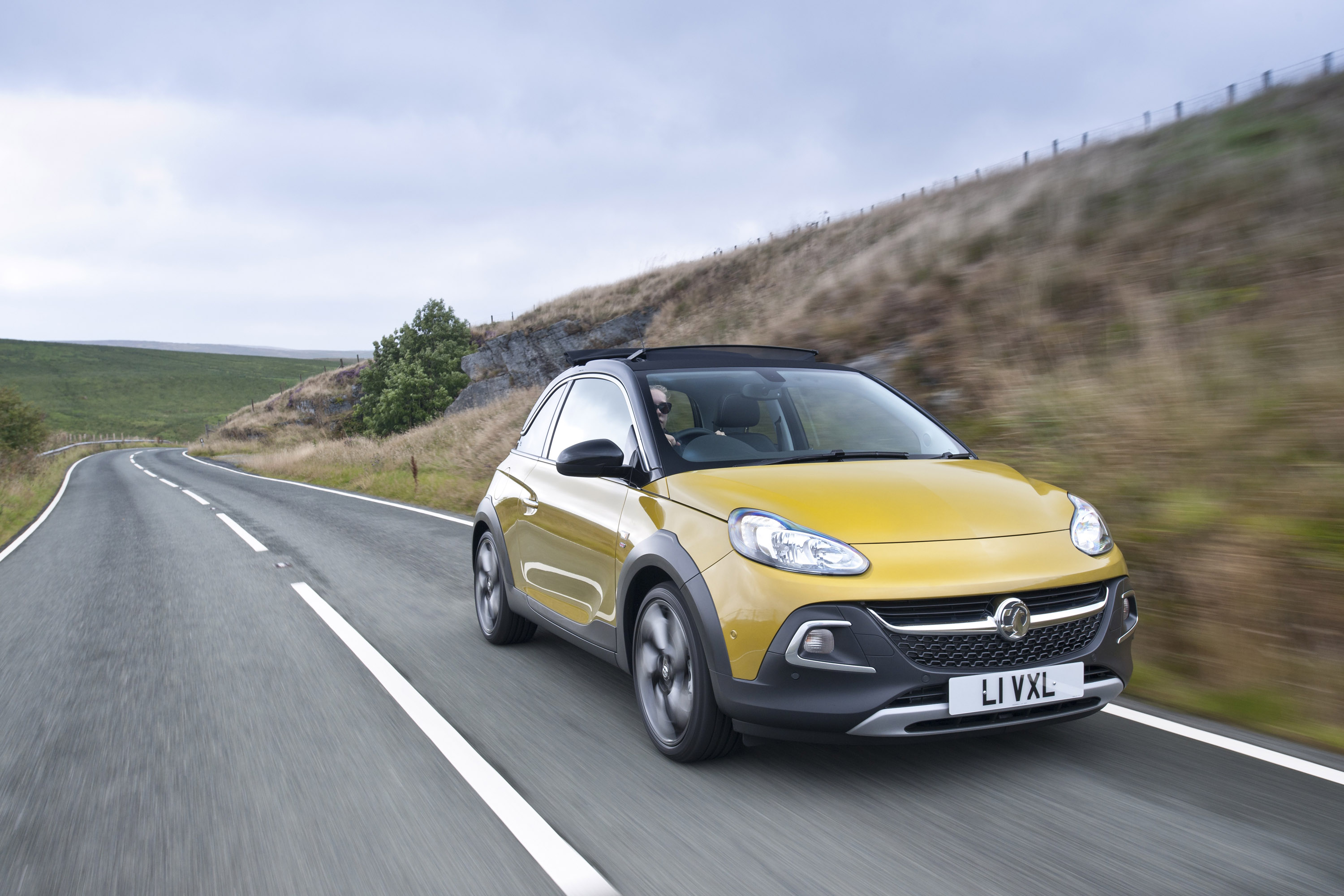 Vauxhall Adam Rocks Air photo #20