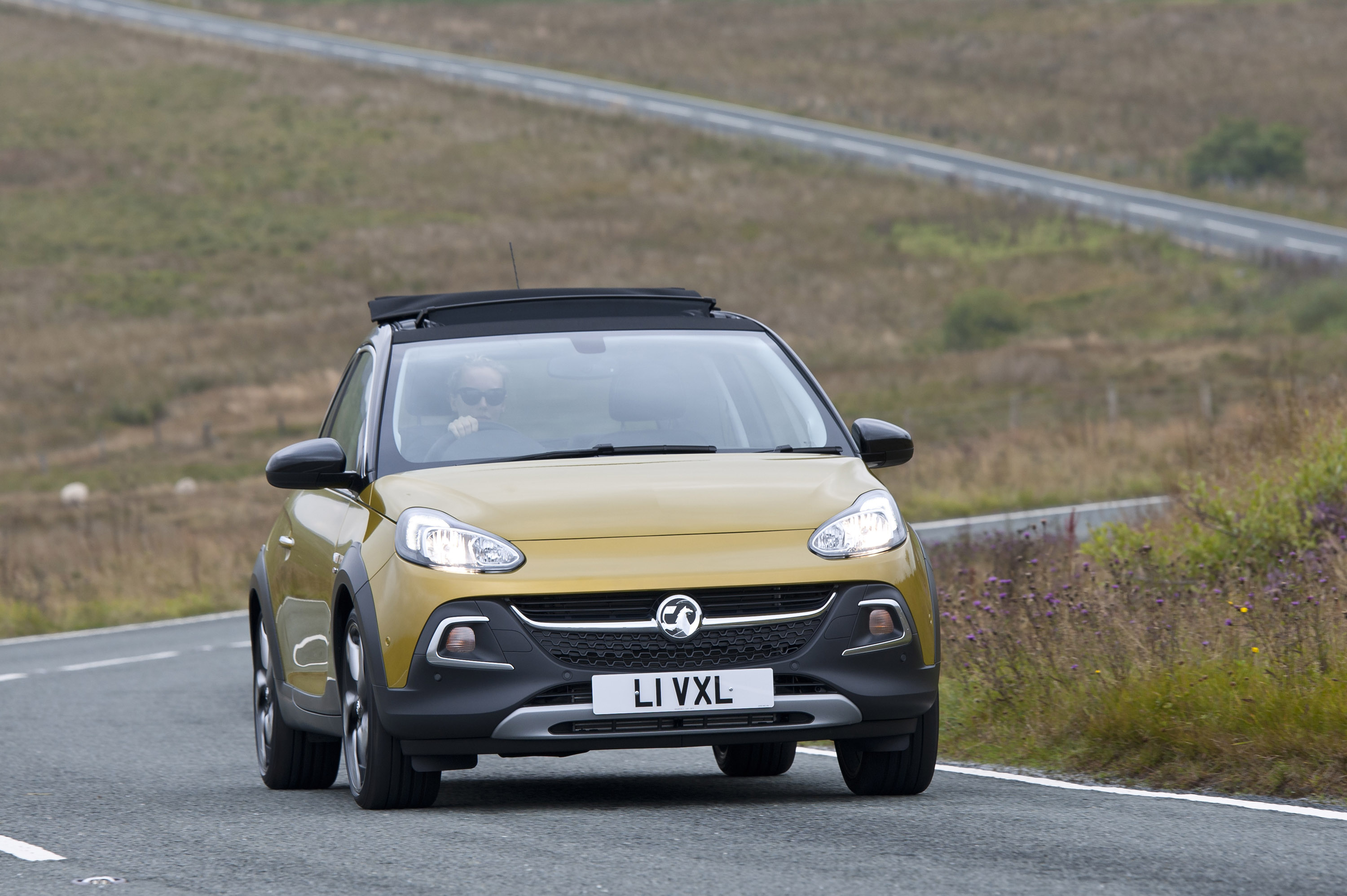 Vauxhall Adam Rocks Air photo #23