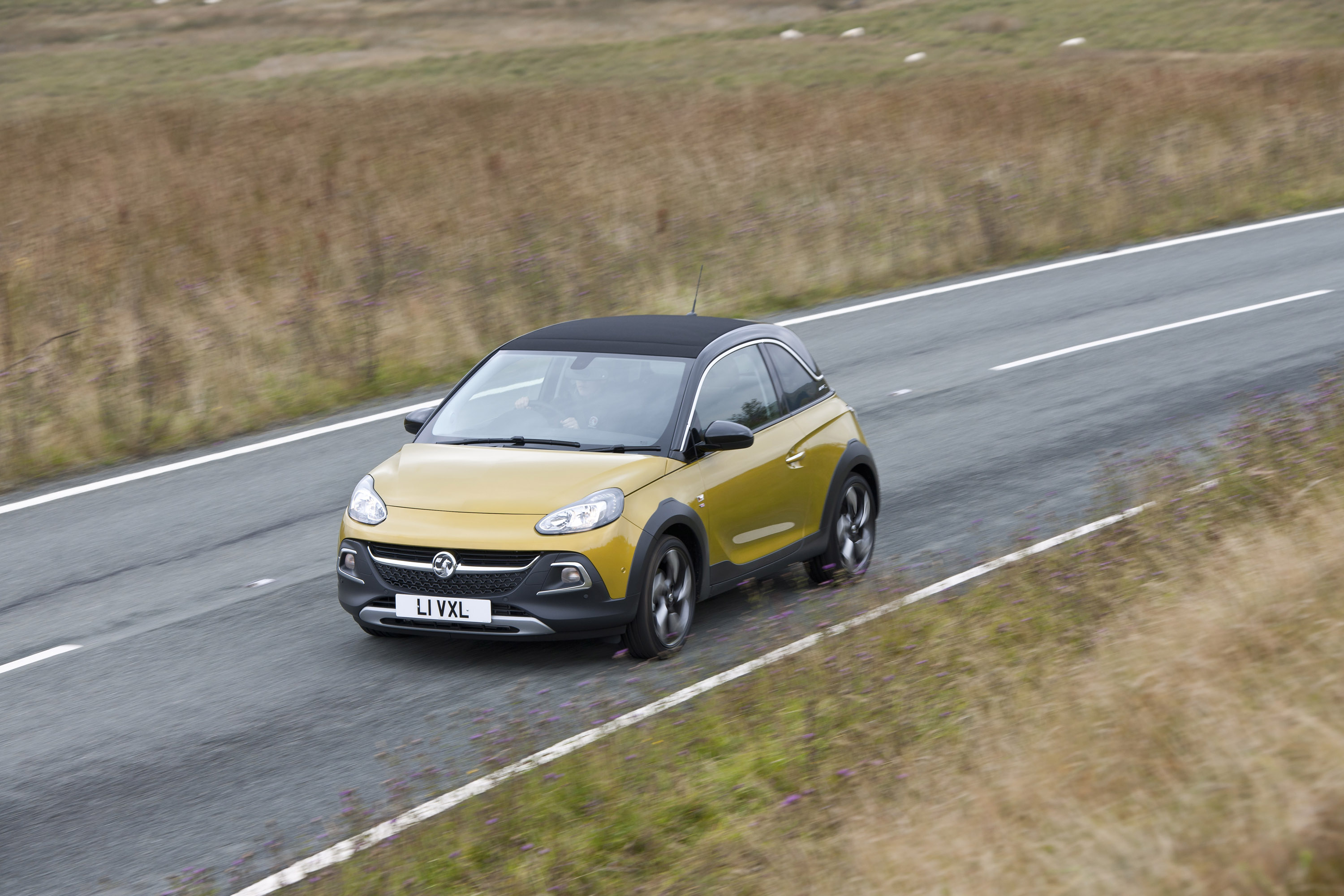 Vauxhall Adam Rocks Air photo #26