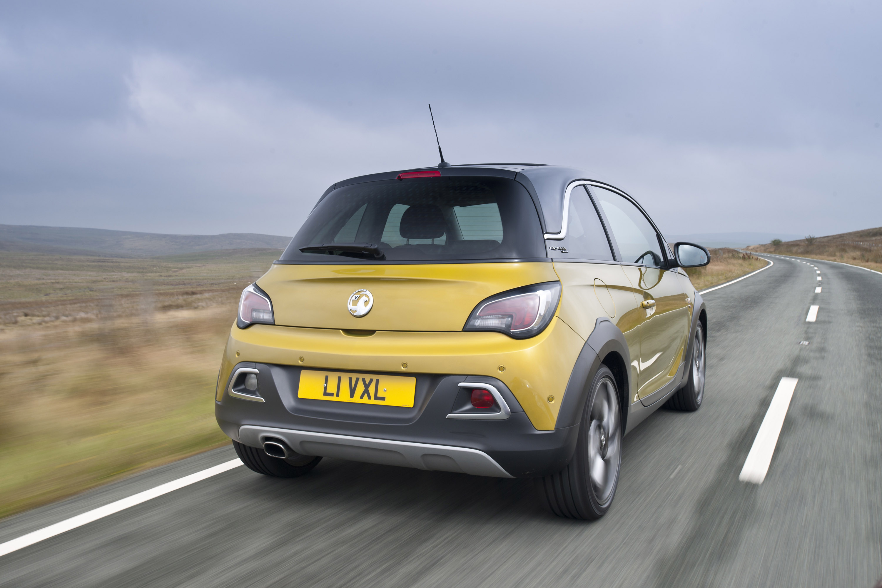 Vauxhall Adam Rocks Air photo #38