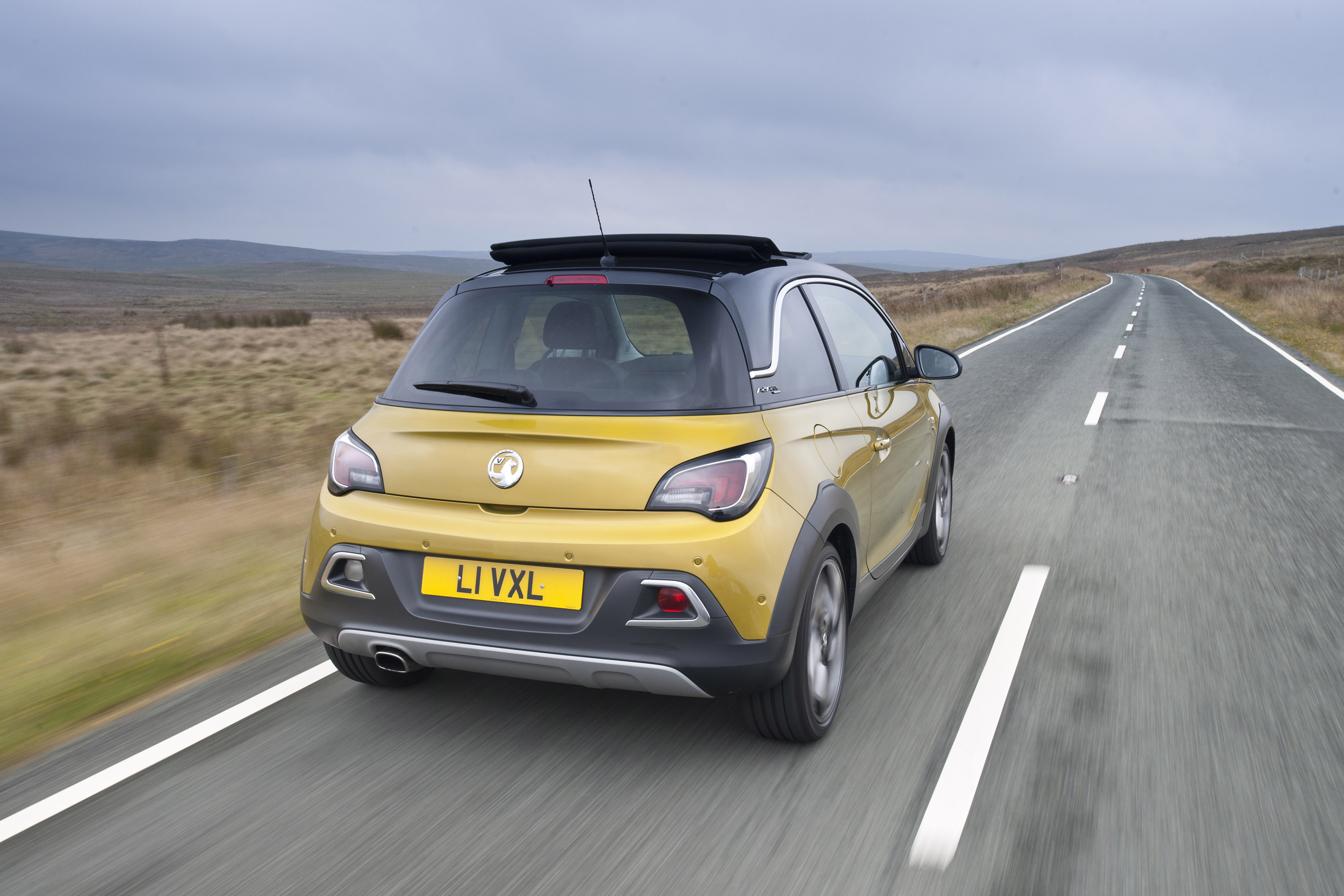 Vauxhall Adam Rocks Air photo #44