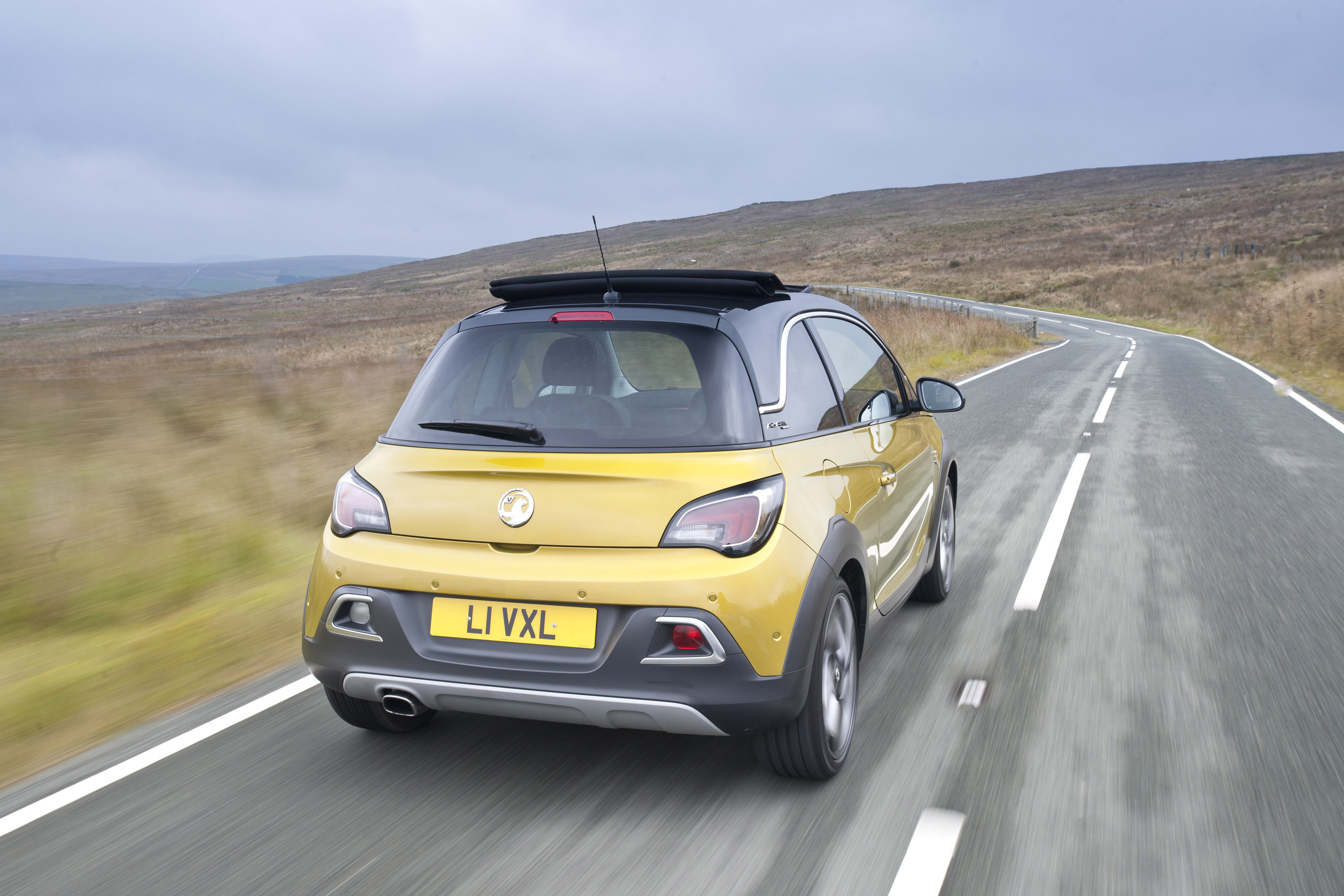 Vauxhall Adam Rocks Air photo #45