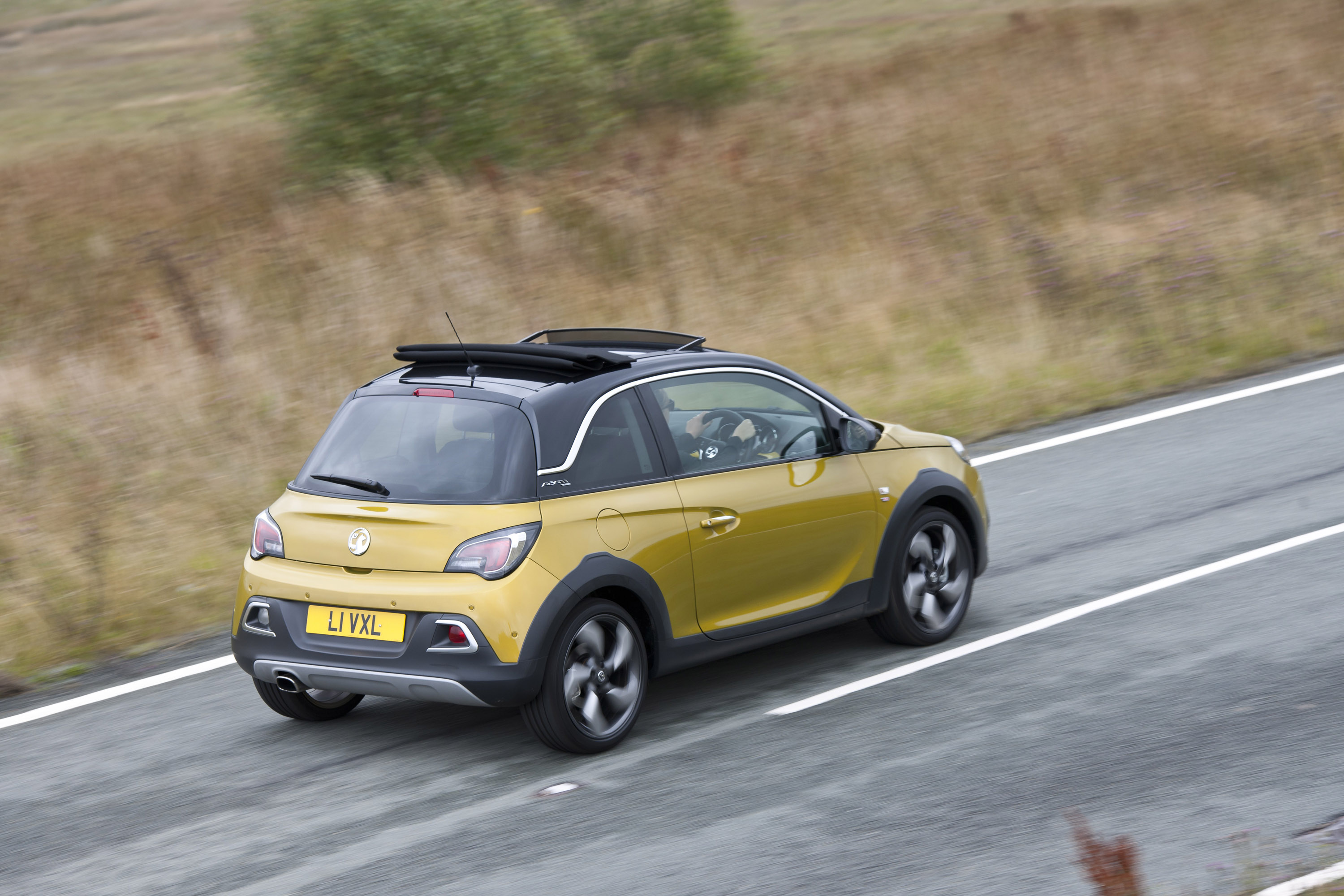 Vauxhall Adam Rocks Air photo #48