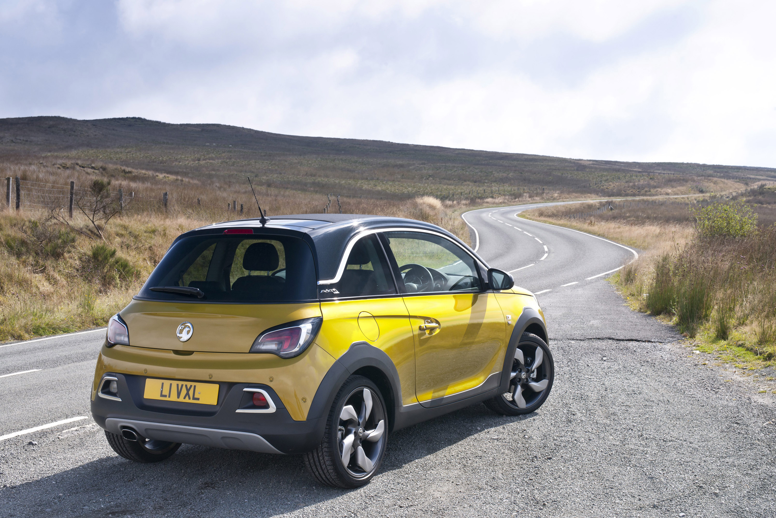 Vauxhall Adam Rocks Air photo #49